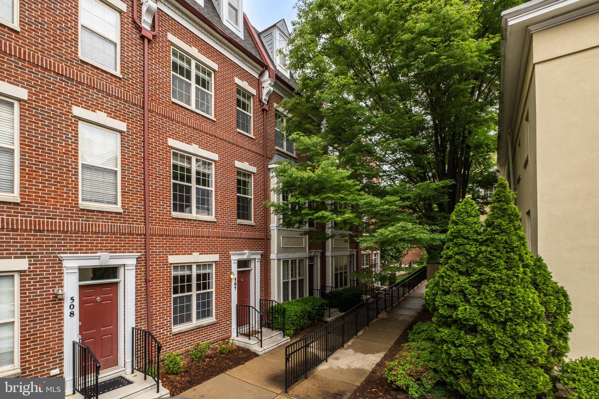 Philadelphia, PA 19146,507 GOVERNORS CT