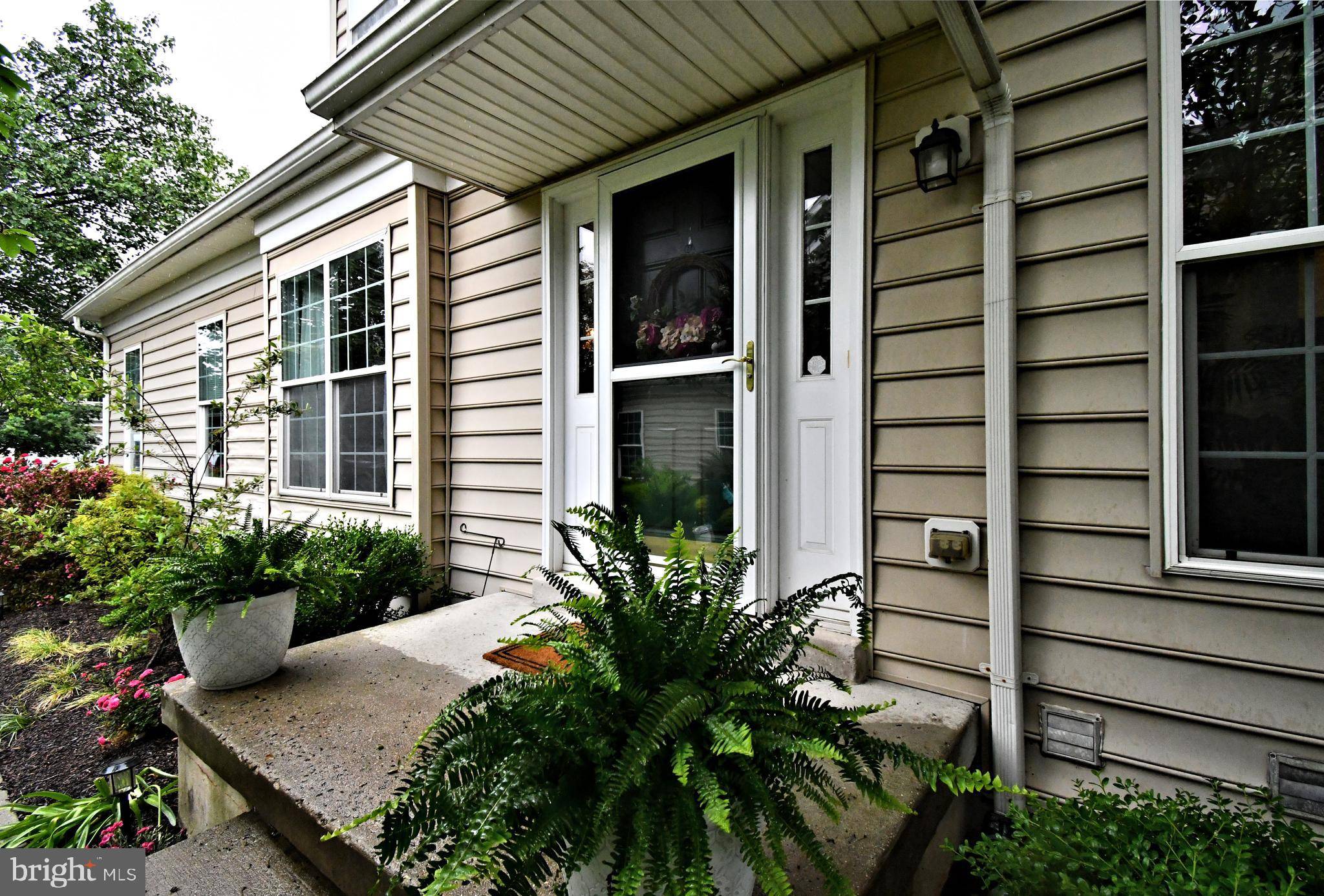 Phoenixville, PA 19460,15 EAGLE RD