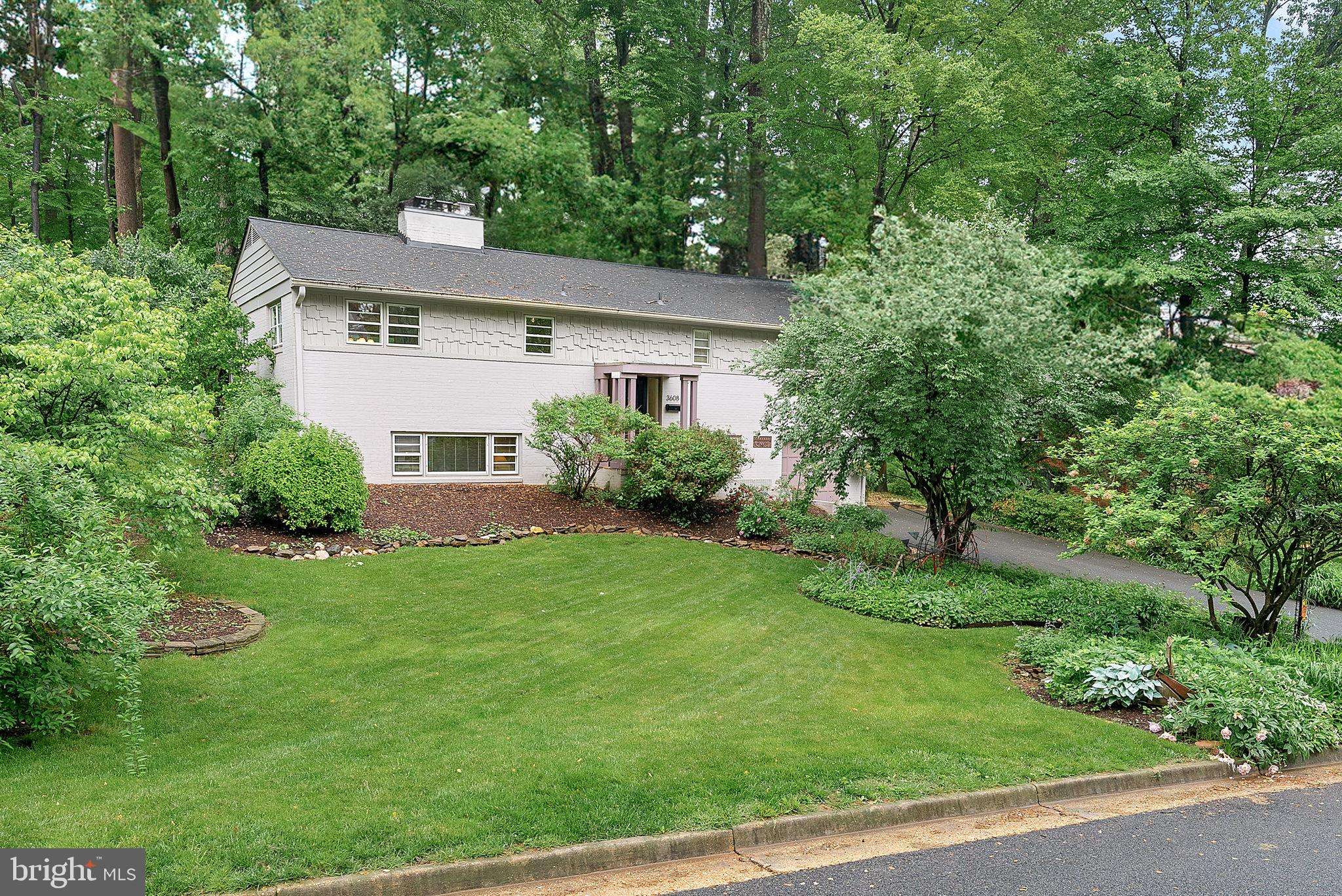 Falls Church, VA 22041,3608 WHISPERING LN