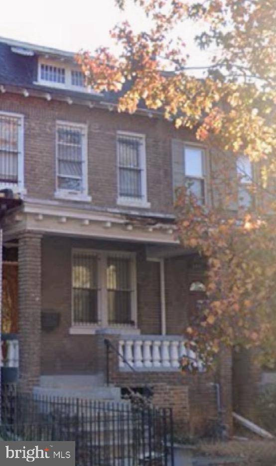 Washington, DC 20003,246 10TH ST SE