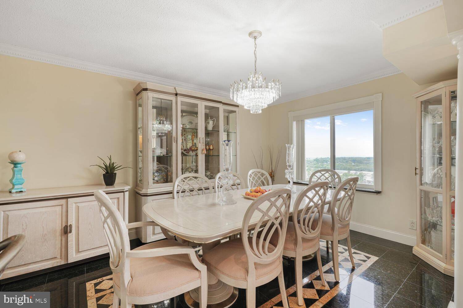 Mclean, VA 22102,8380 GREENSBORO DR #1008