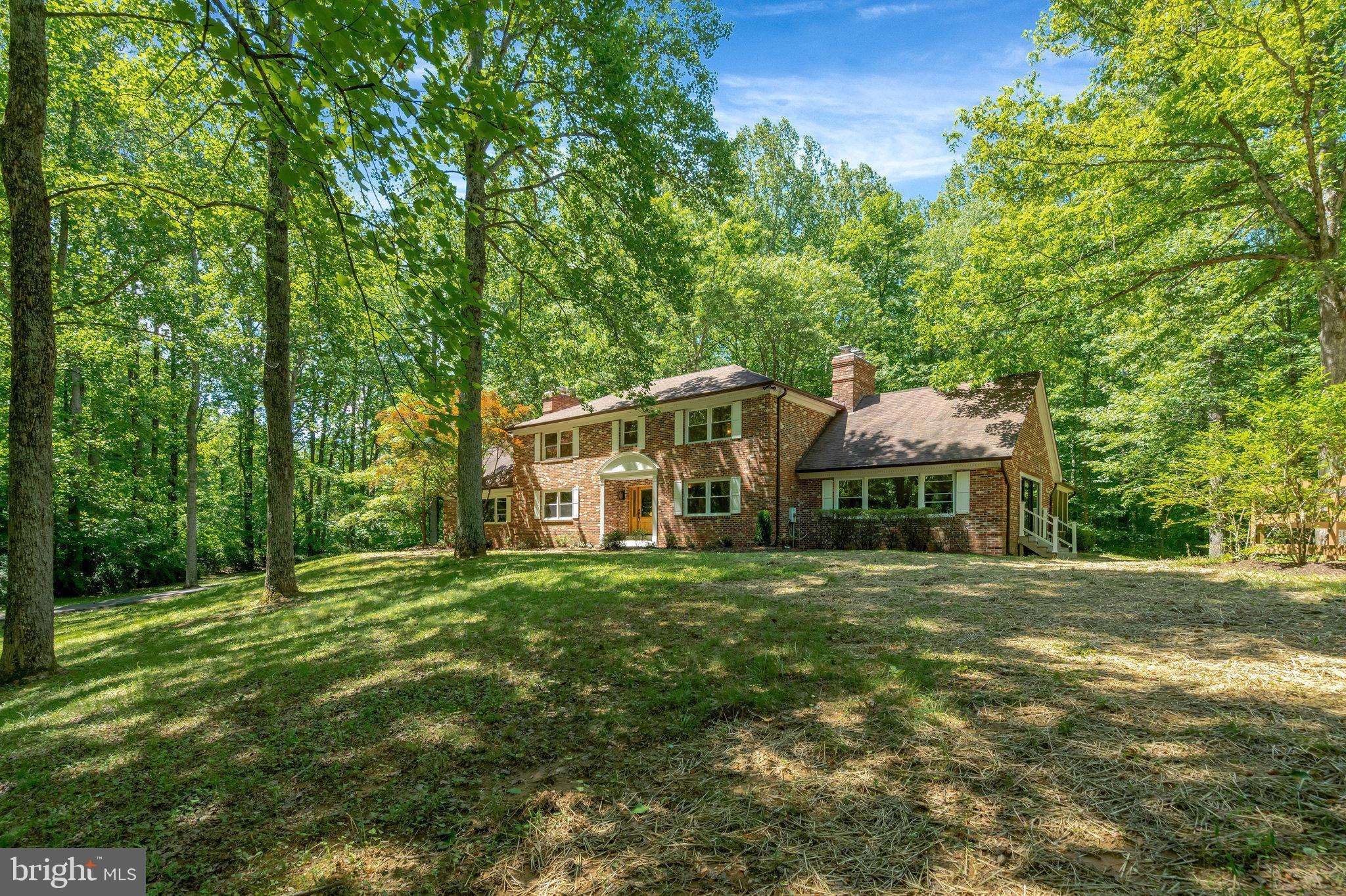 Fairfax Station, VA 22039,7807 WILLOWBROOK RD