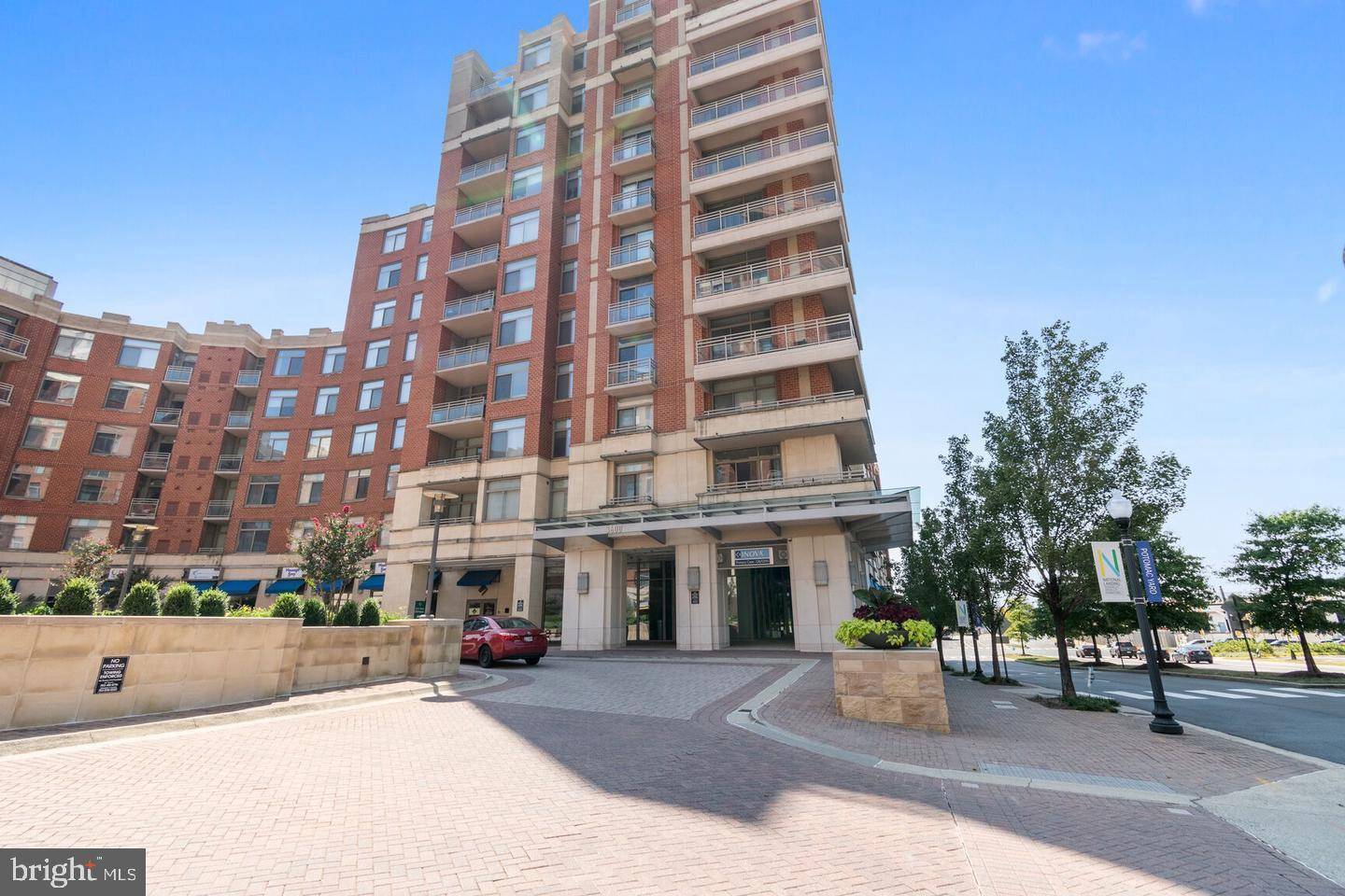 Arlington, VA 22202,3600 S GLEBE RD #427W