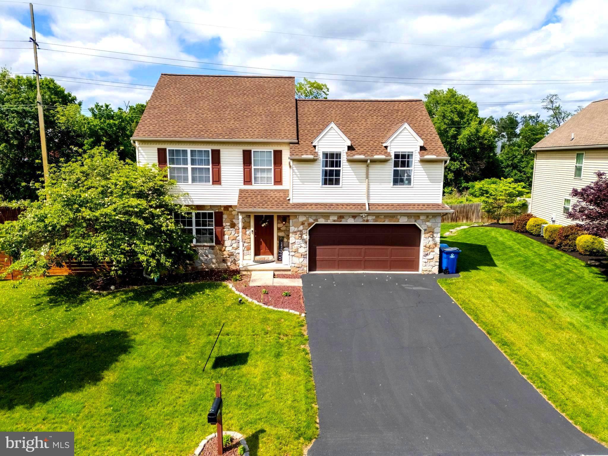 Mountville, PA 17554,13 CARRIAGE DR