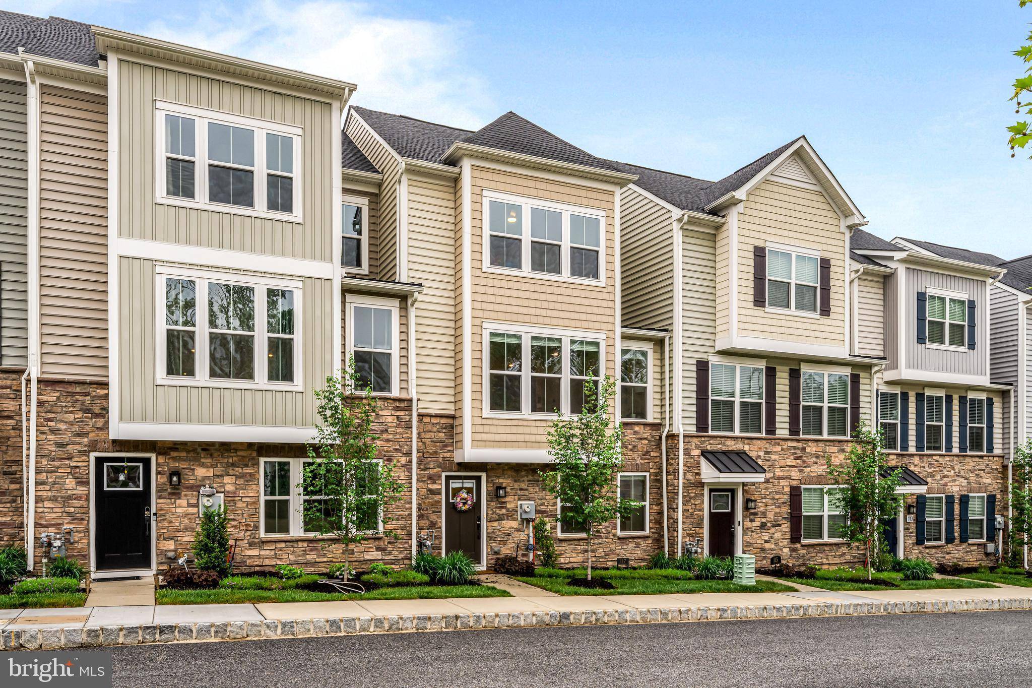 Media, PA 19063,117 W KENNETH LN
