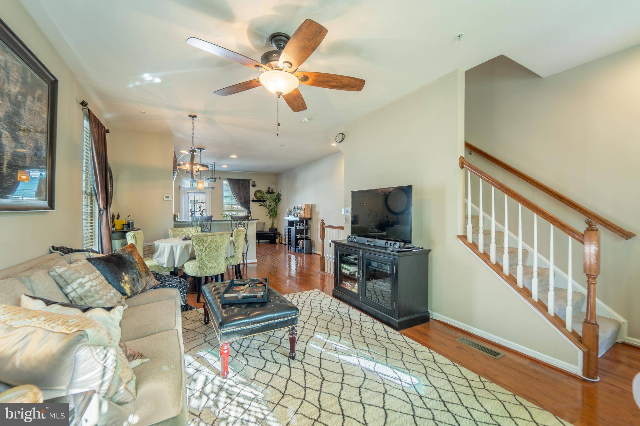 Elkridge, MD 21075,7111 PENNY LN