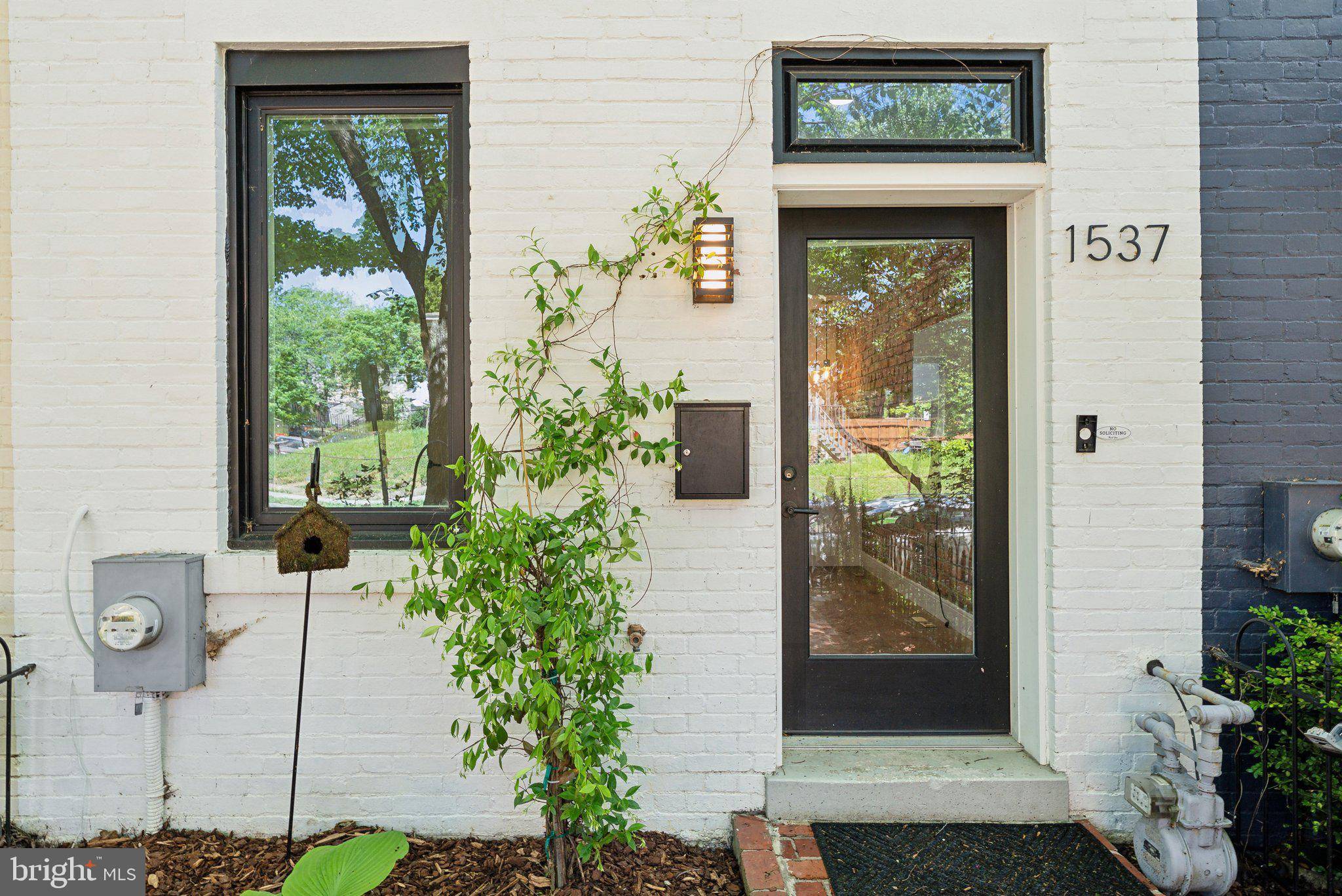 Washington, DC 20003,1537 C ST SE