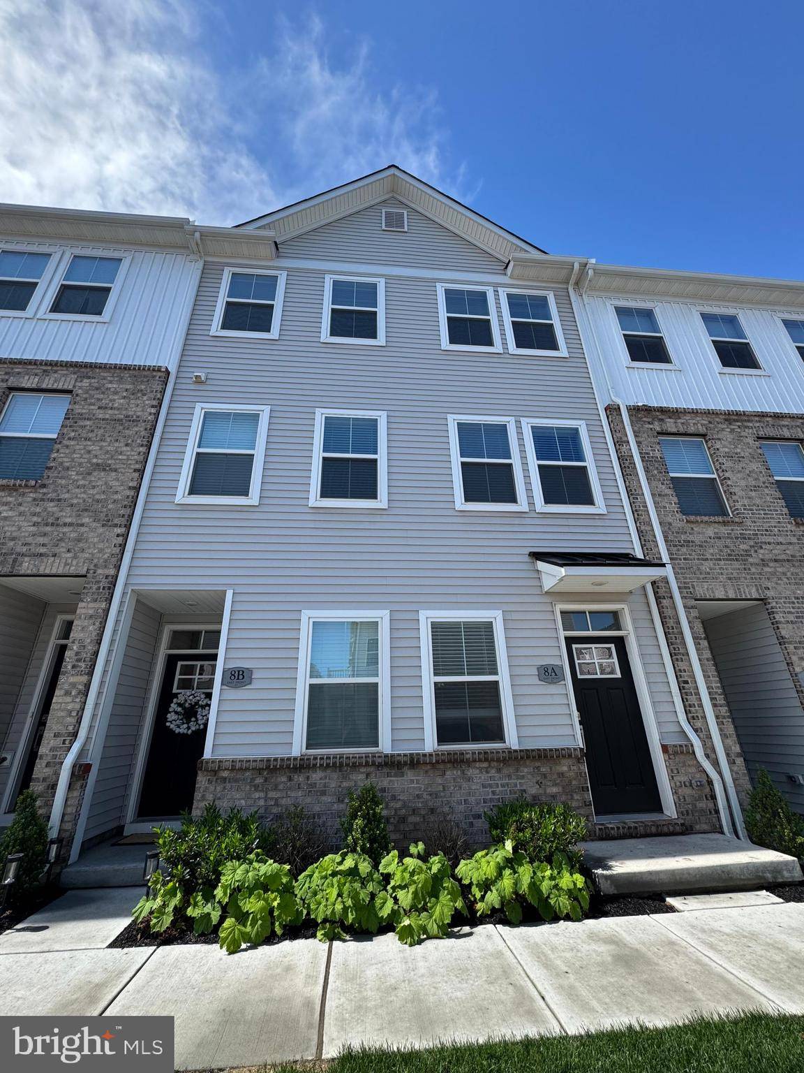 Bridgeport, PA 19405,8-B E FRONT ST
