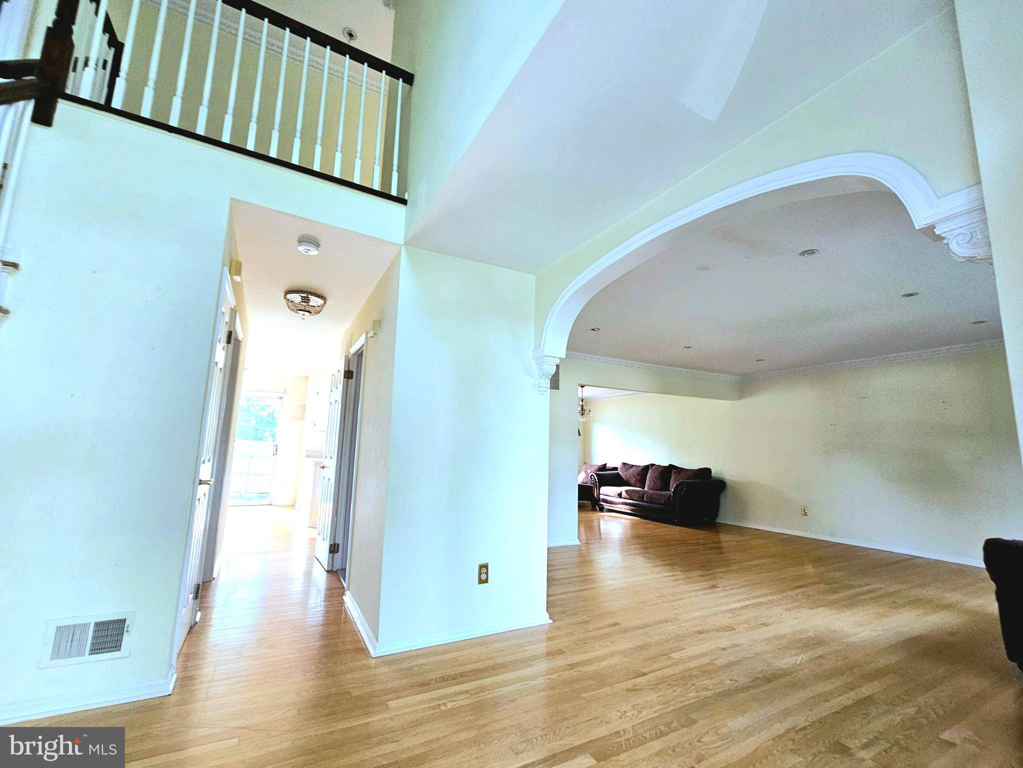 Hamilton, NJ 08610,53 PERILLI DR