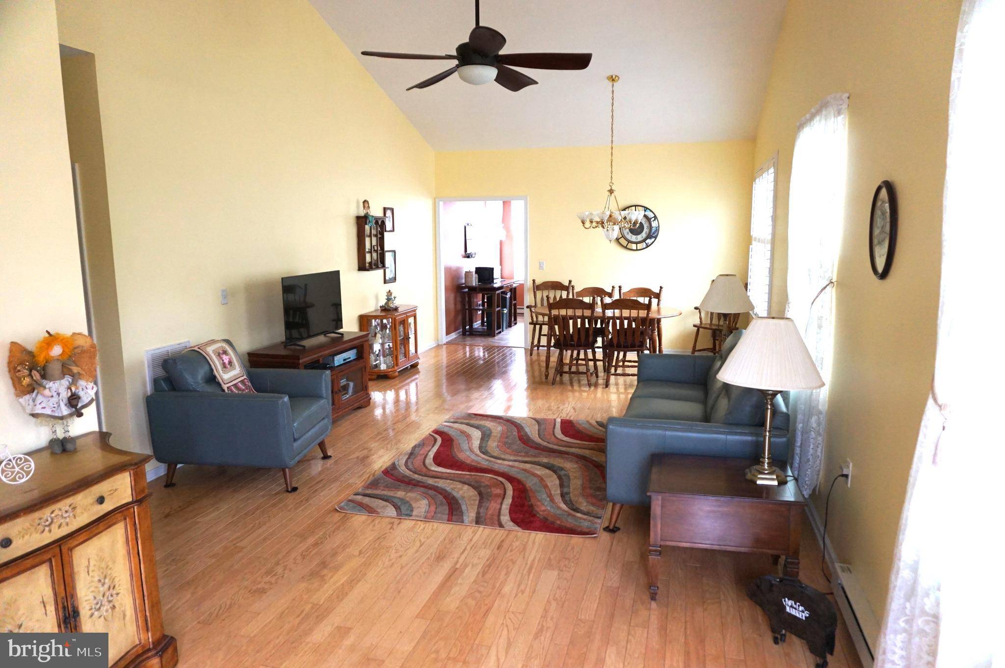 Hamilton, NJ 08691,97 BURHOLME DR