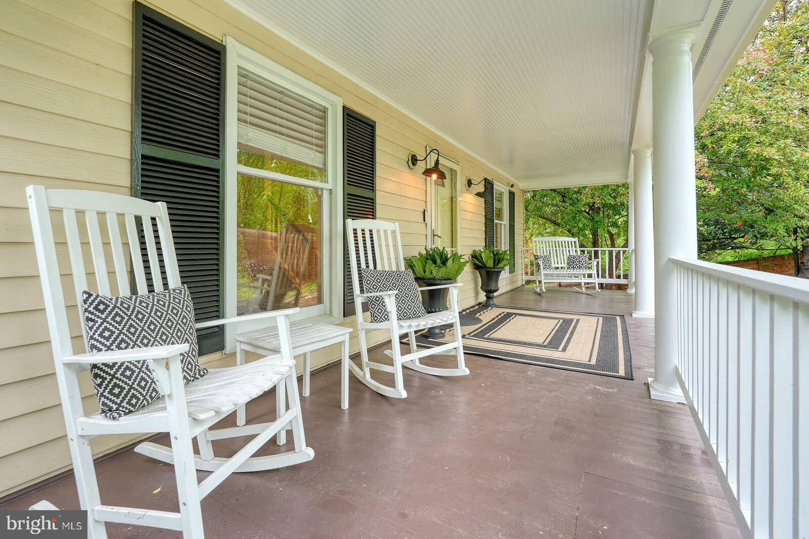 Delaplane, VA 20144,8579 MAIDSTONE RD