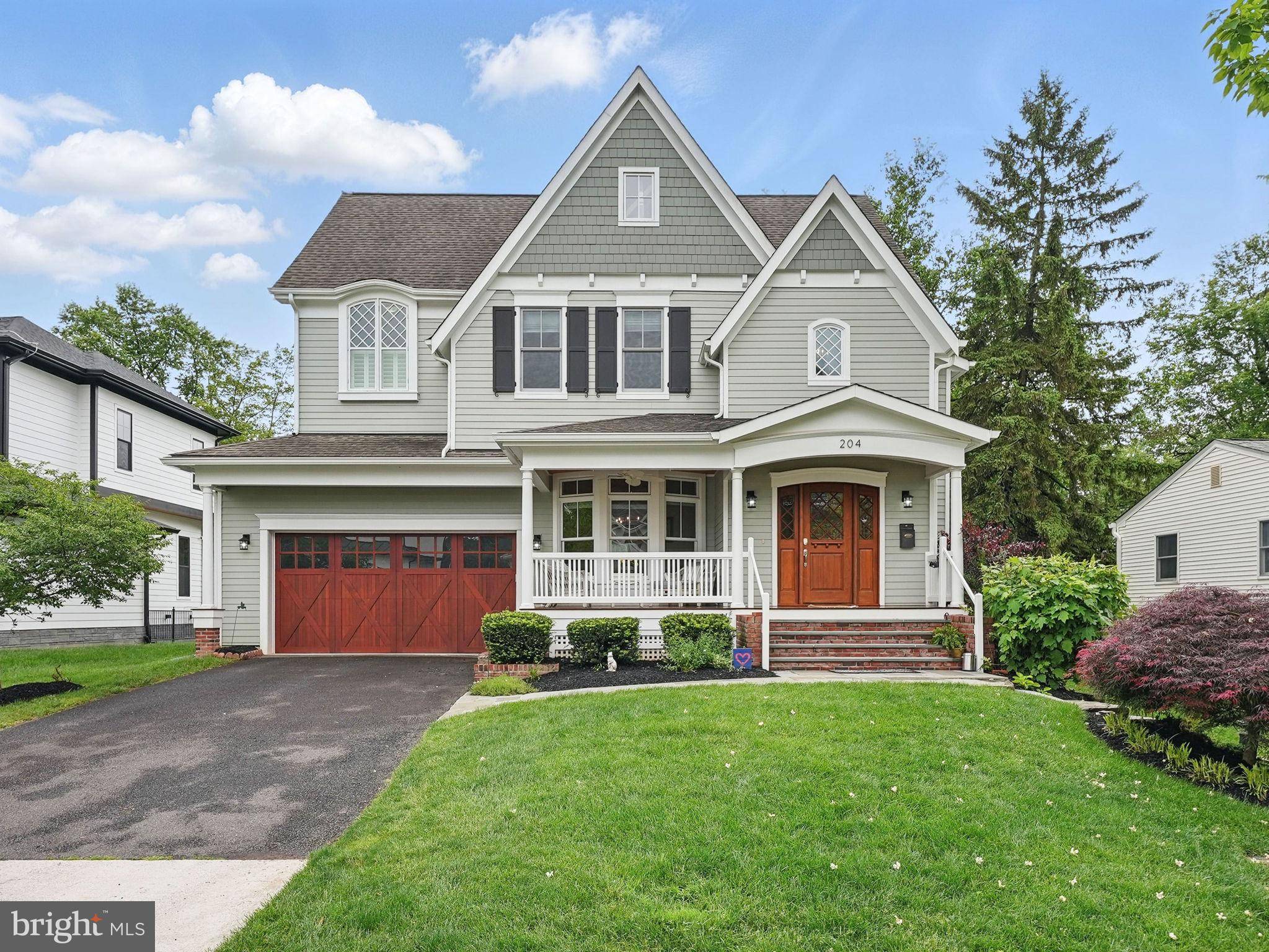 Vienna, VA 22180,204 ELM ST SW
