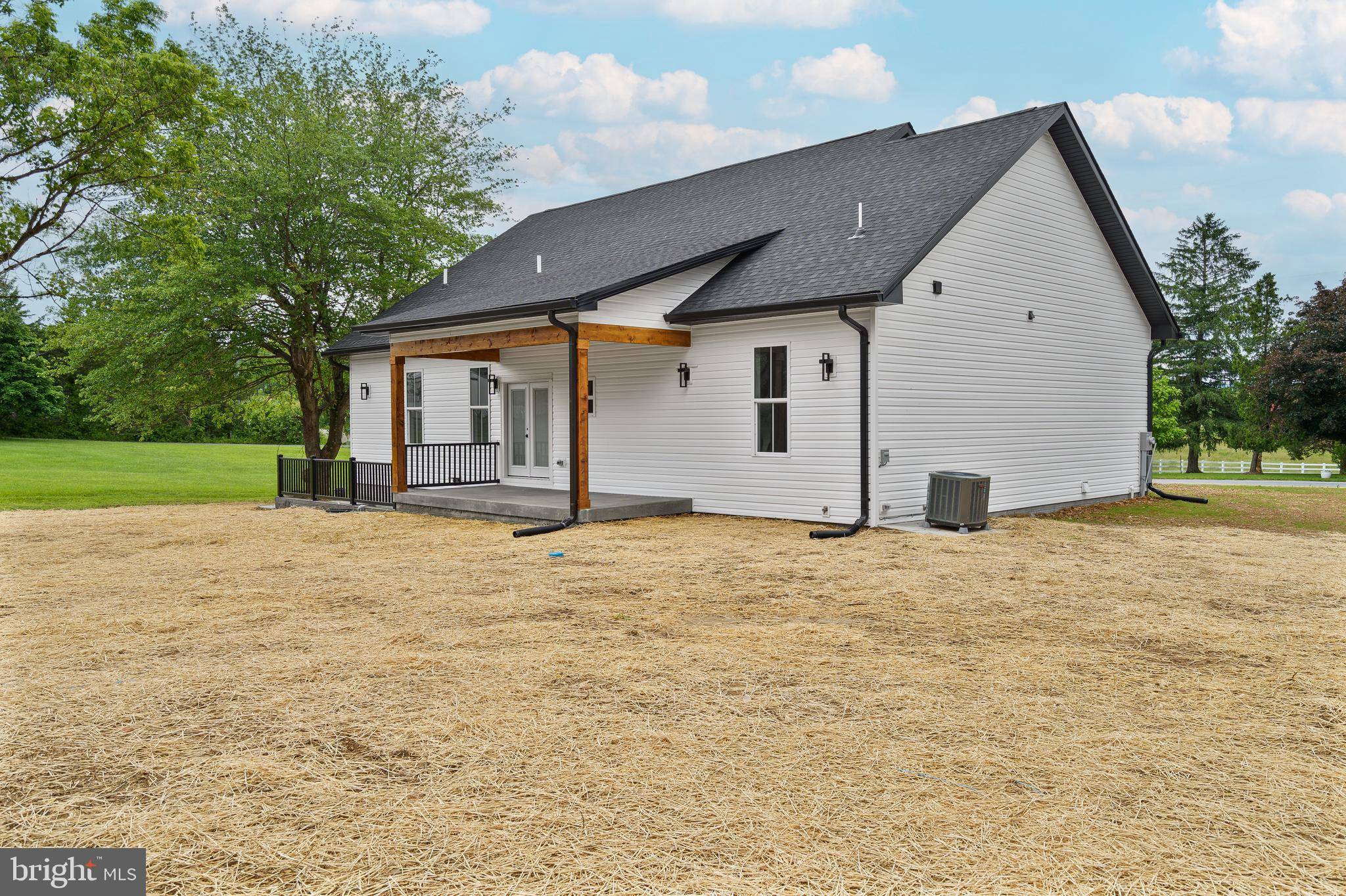 Hedgesville, WV 25427,4054 APPLE HARVEST DR