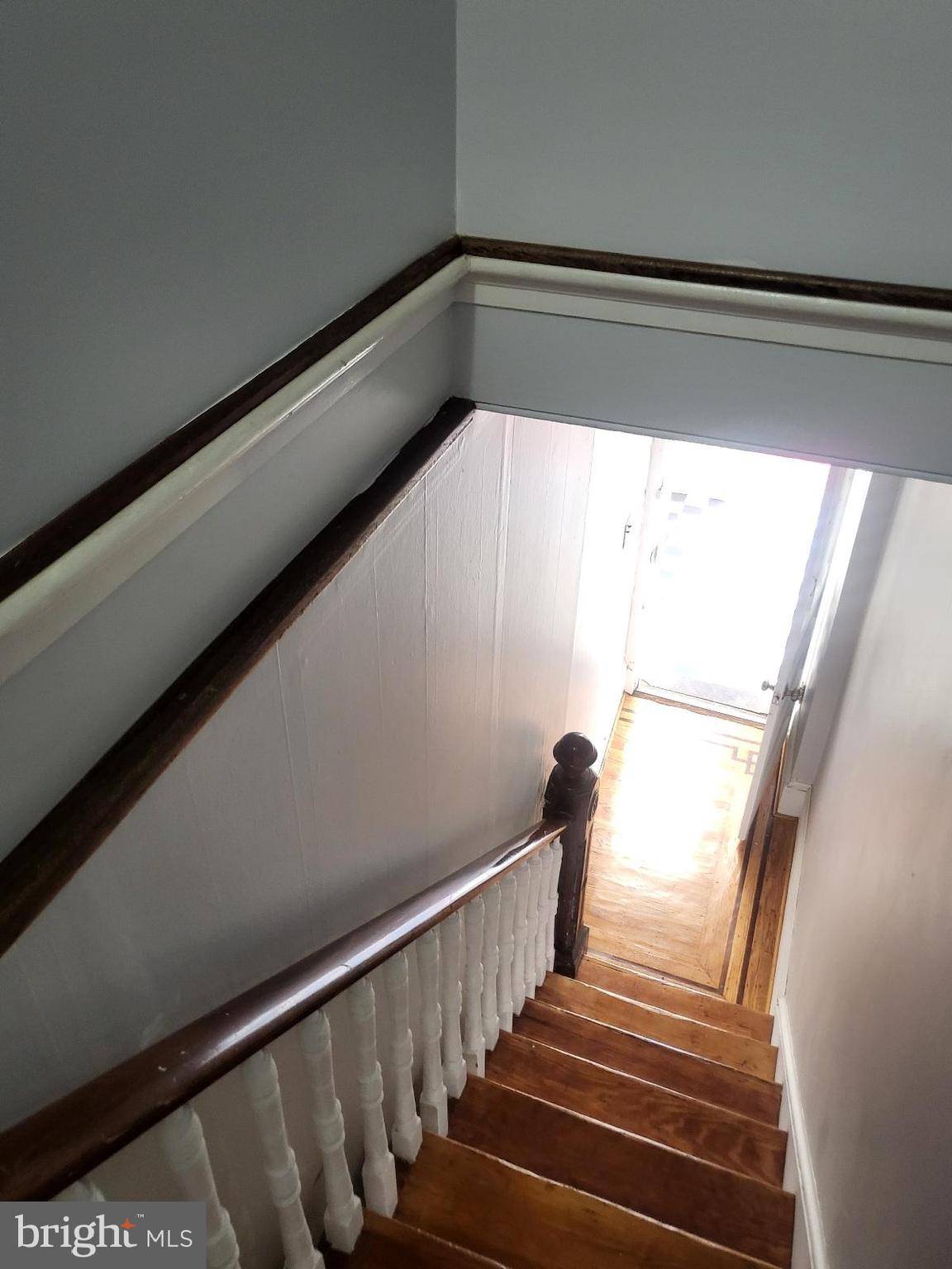 Mount Ephraim, NJ 08059,30 W KINGS HWY #B