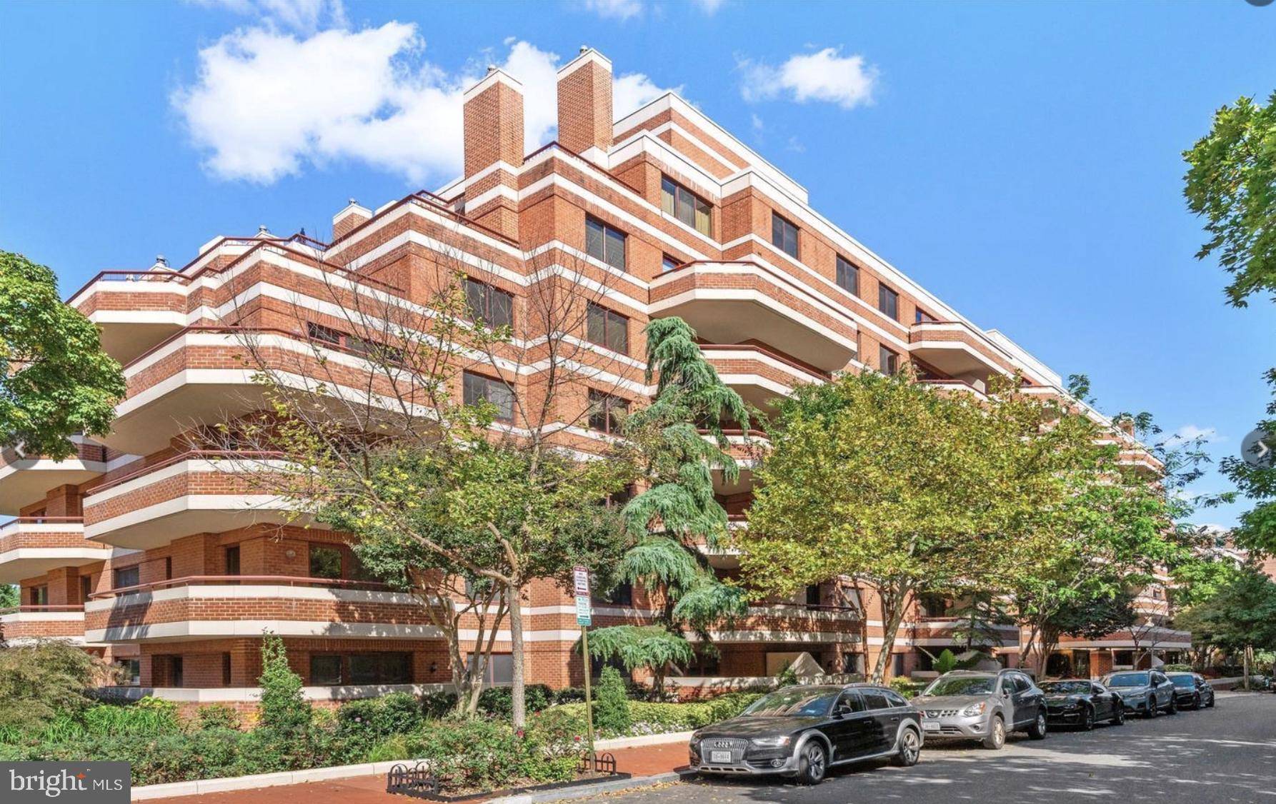 Washington, DC 20037,2301 N ST NW #101