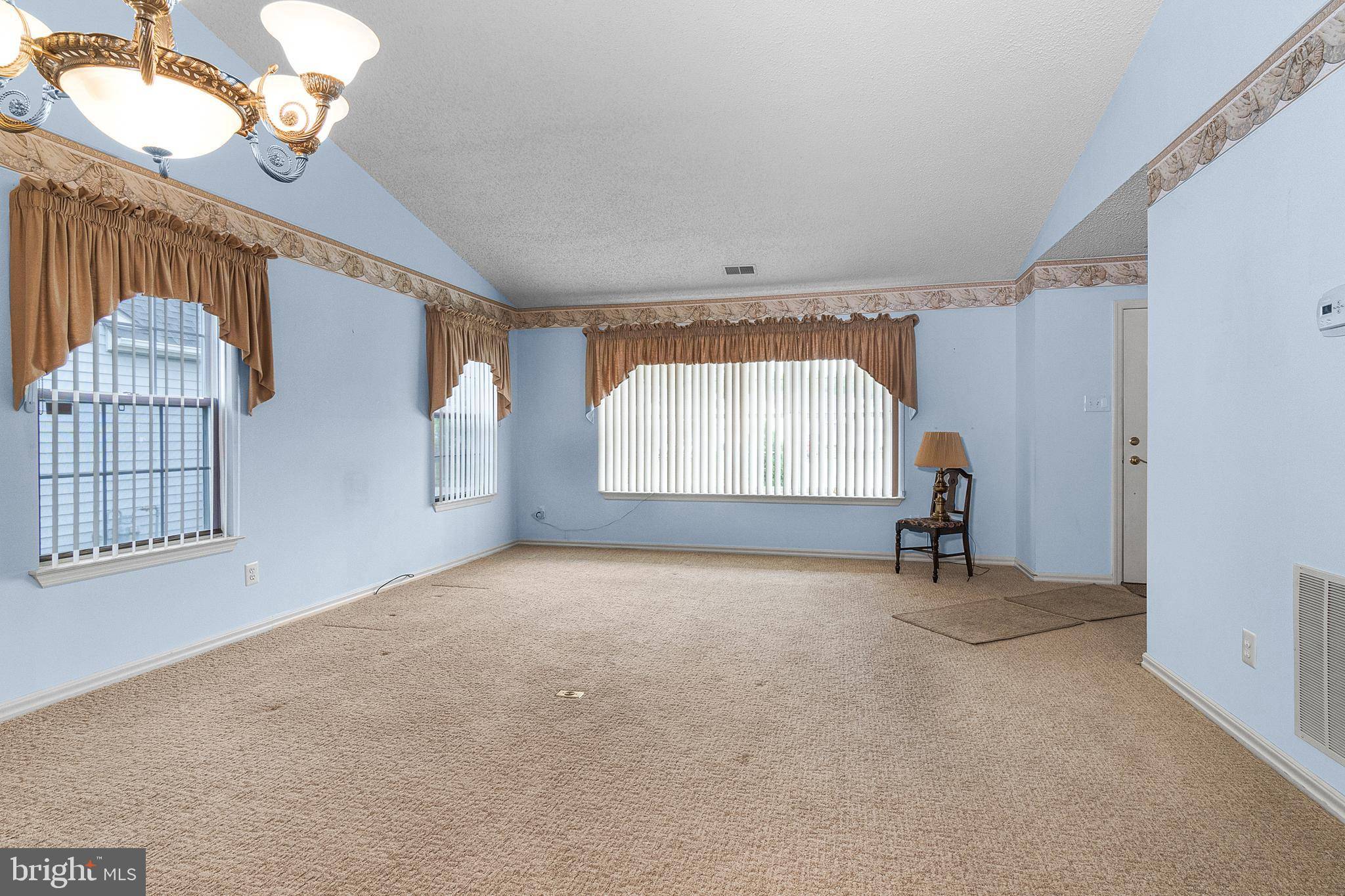 Williamstown, NJ 08094,712 MONACO WAY