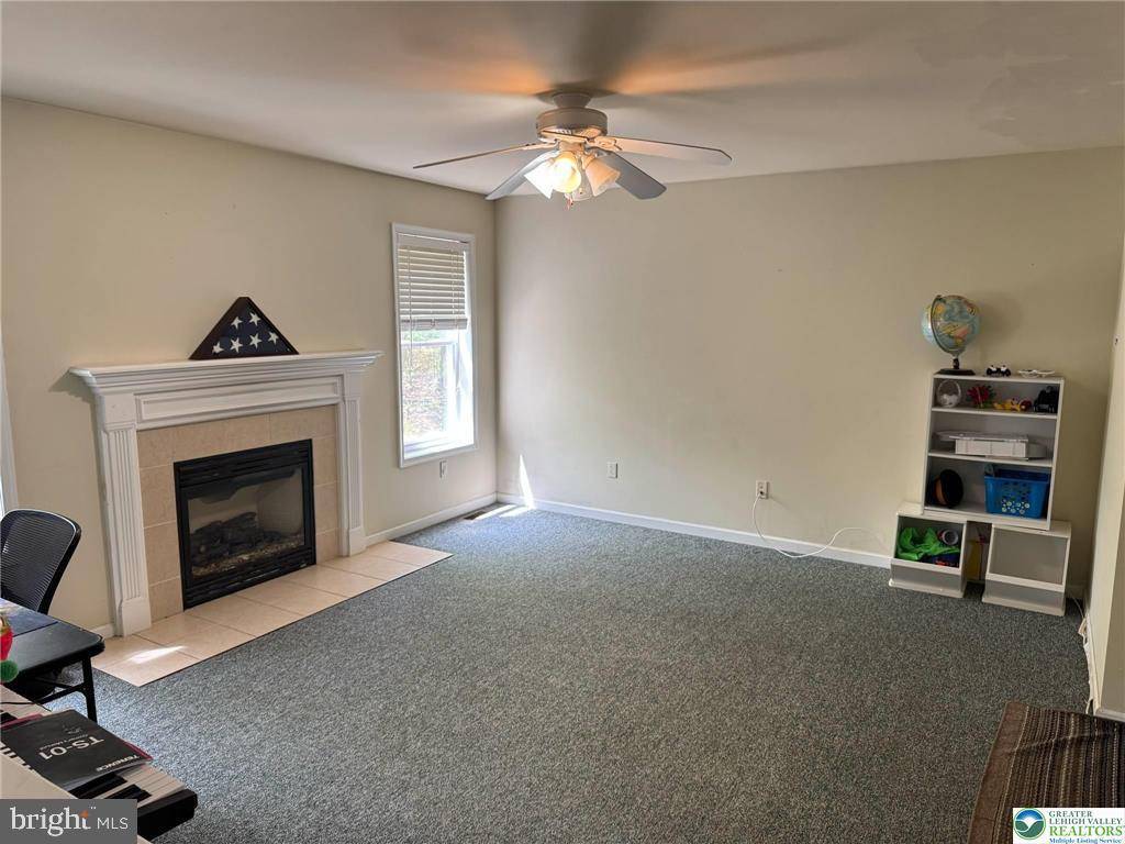 Lehighton, PA 18235,120 KRAKOW DR