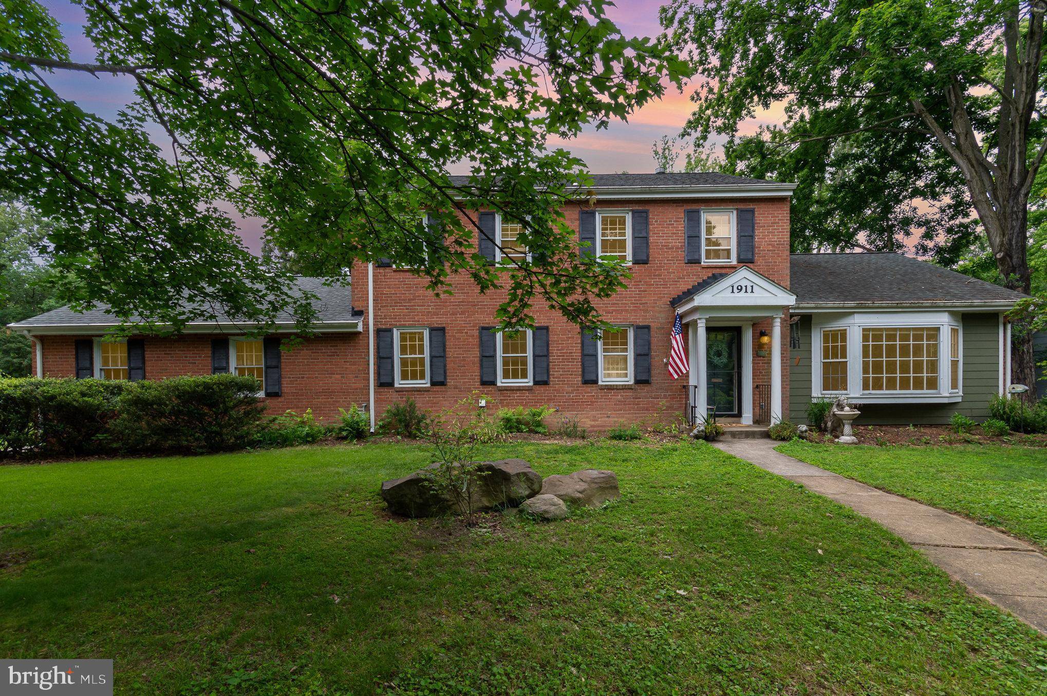 Alexandria, VA 22308,1911 STIRRUP LN