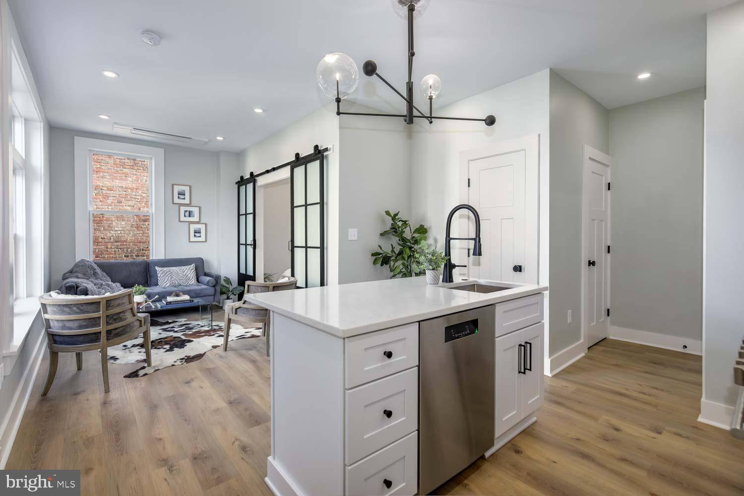 Washington, DC 20009,1634 S ST NW #6