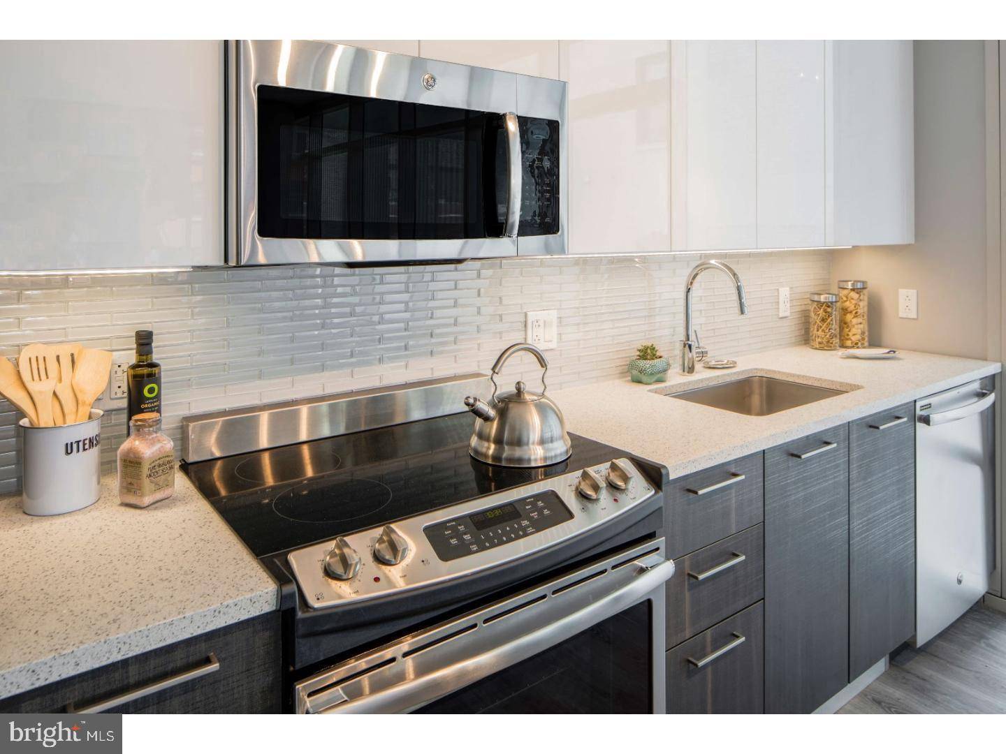 Philadelphia, PA 19107,1213 WALNUT ST #1B-0902
