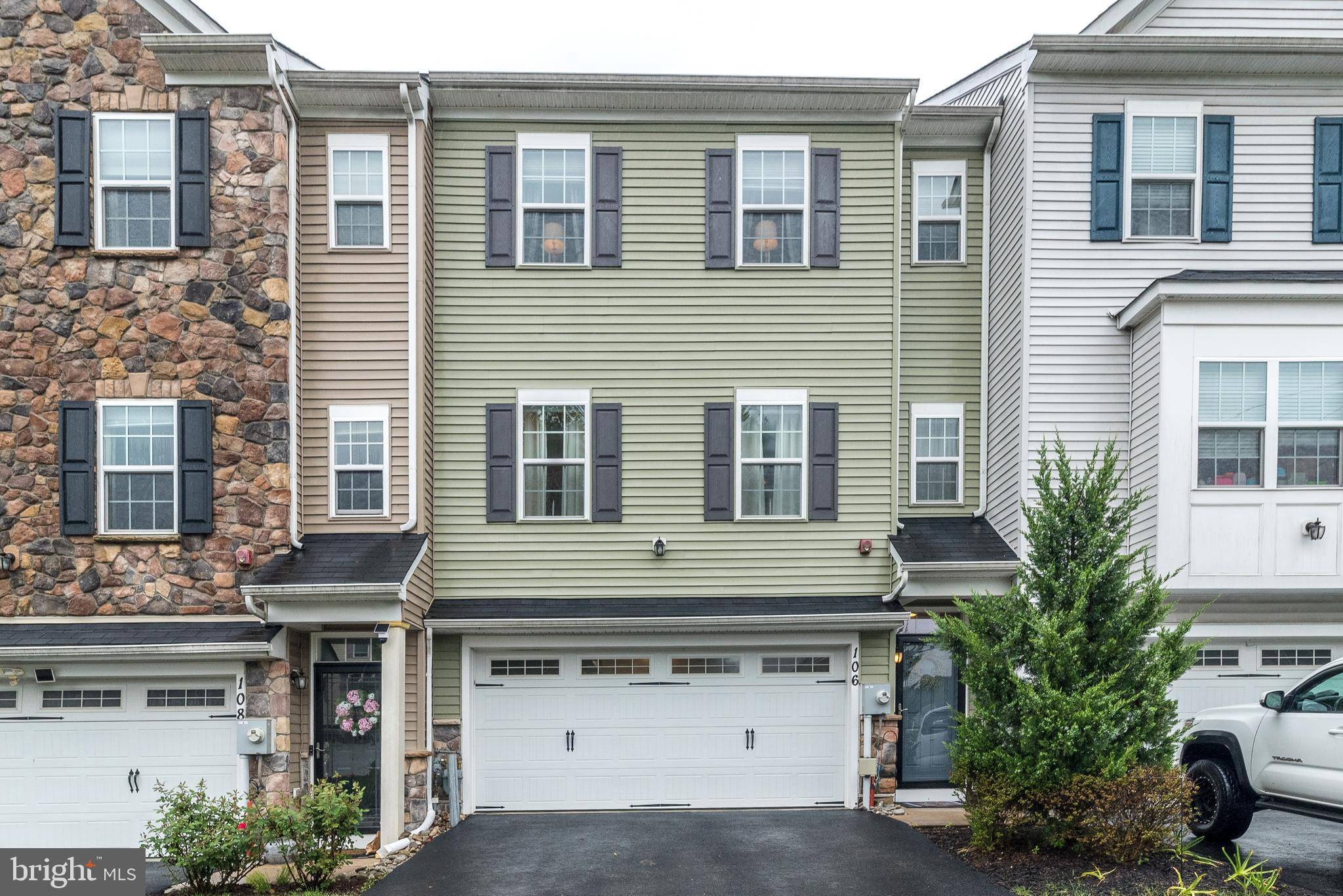 Feasterville Trevose, PA 19053,106 MASTER AVE