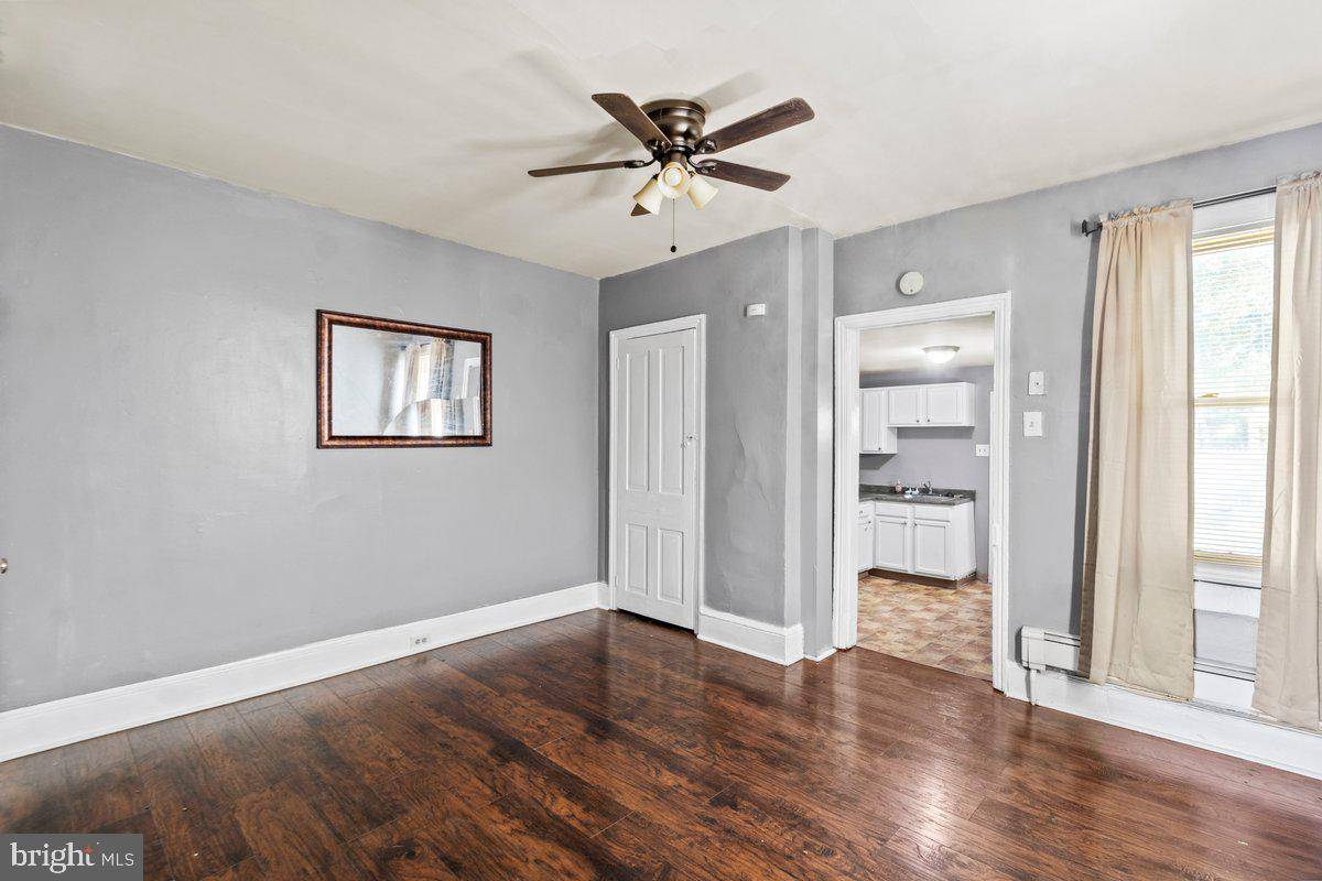 Beverly, NJ 08010,636 ELIZABETH ST