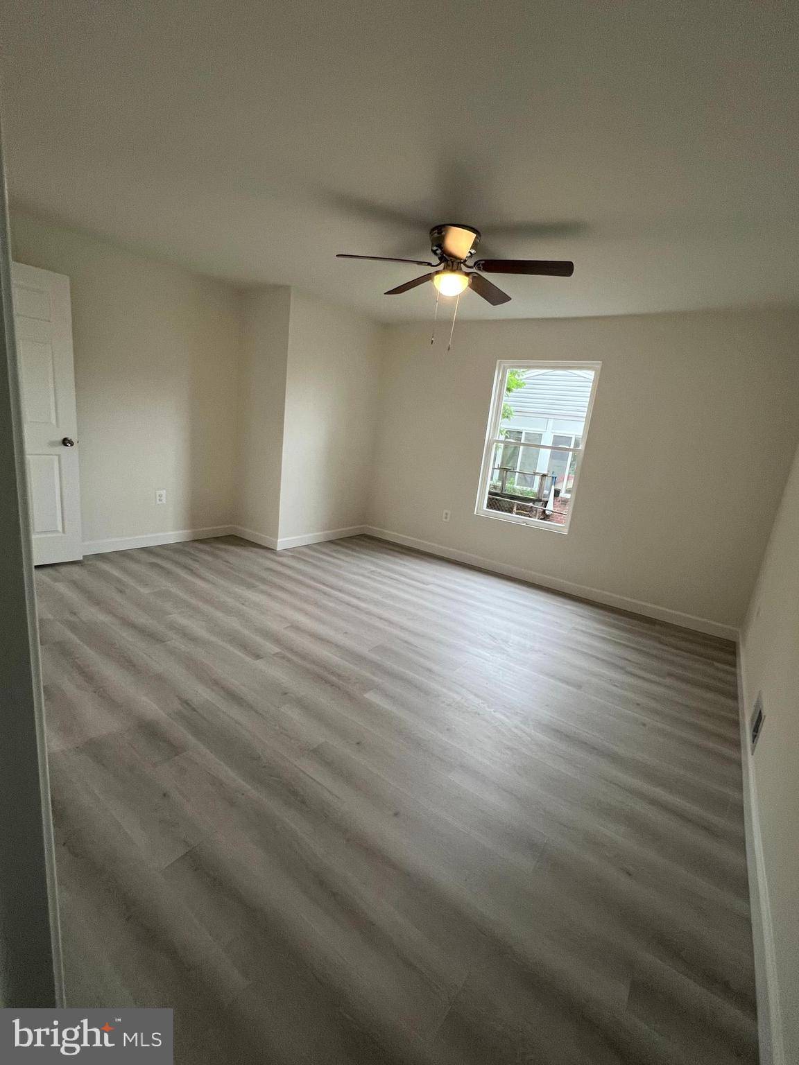 Glen Burnie, MD 21060,202 HOLLYWOOD CT