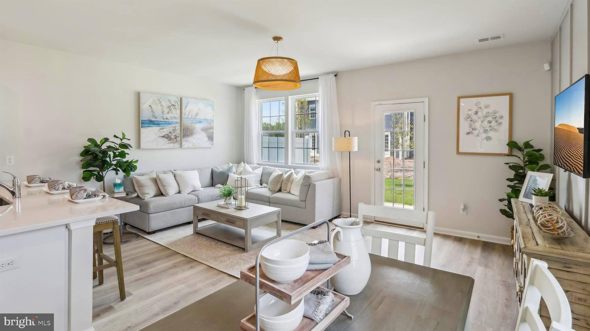 Egg Harbor Township, NJ 08234,216 HERMOSA DR