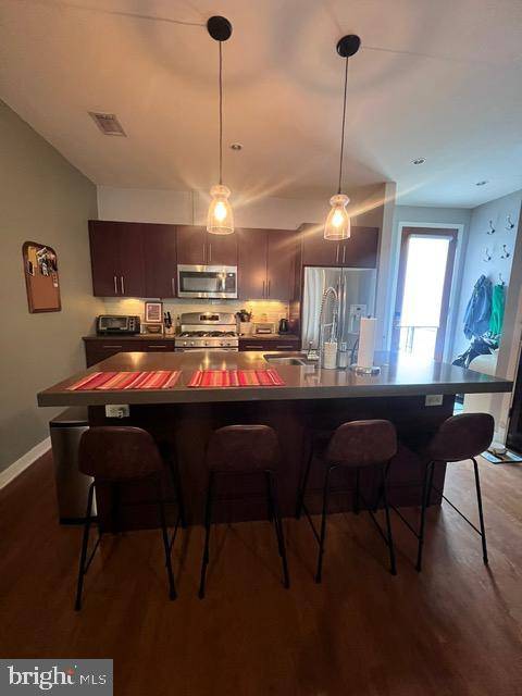 Philadelphia, PA 19125,1247 E COLUMBIA AVE #8