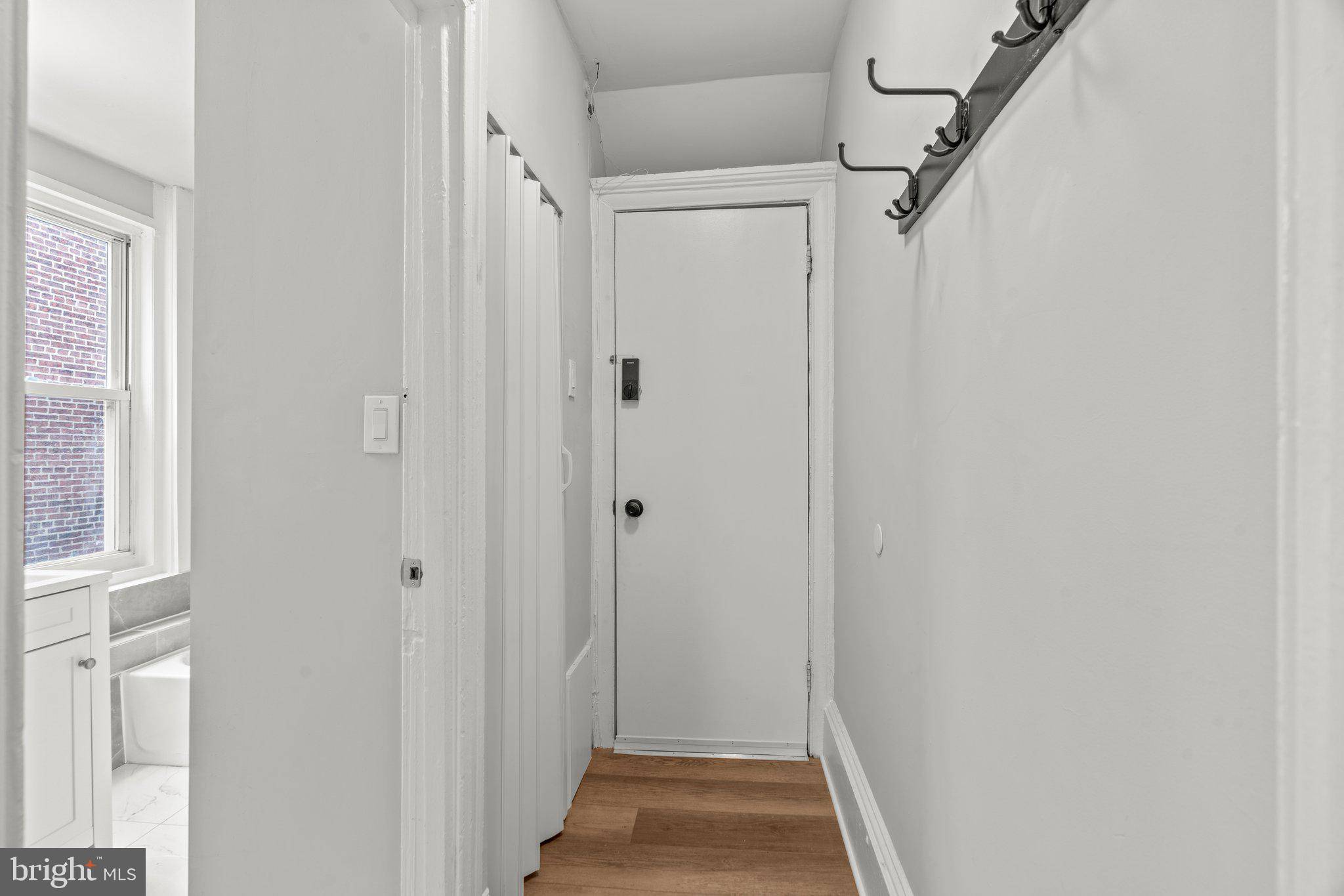 Philadelphia, PA 19107,1017 PINE ST