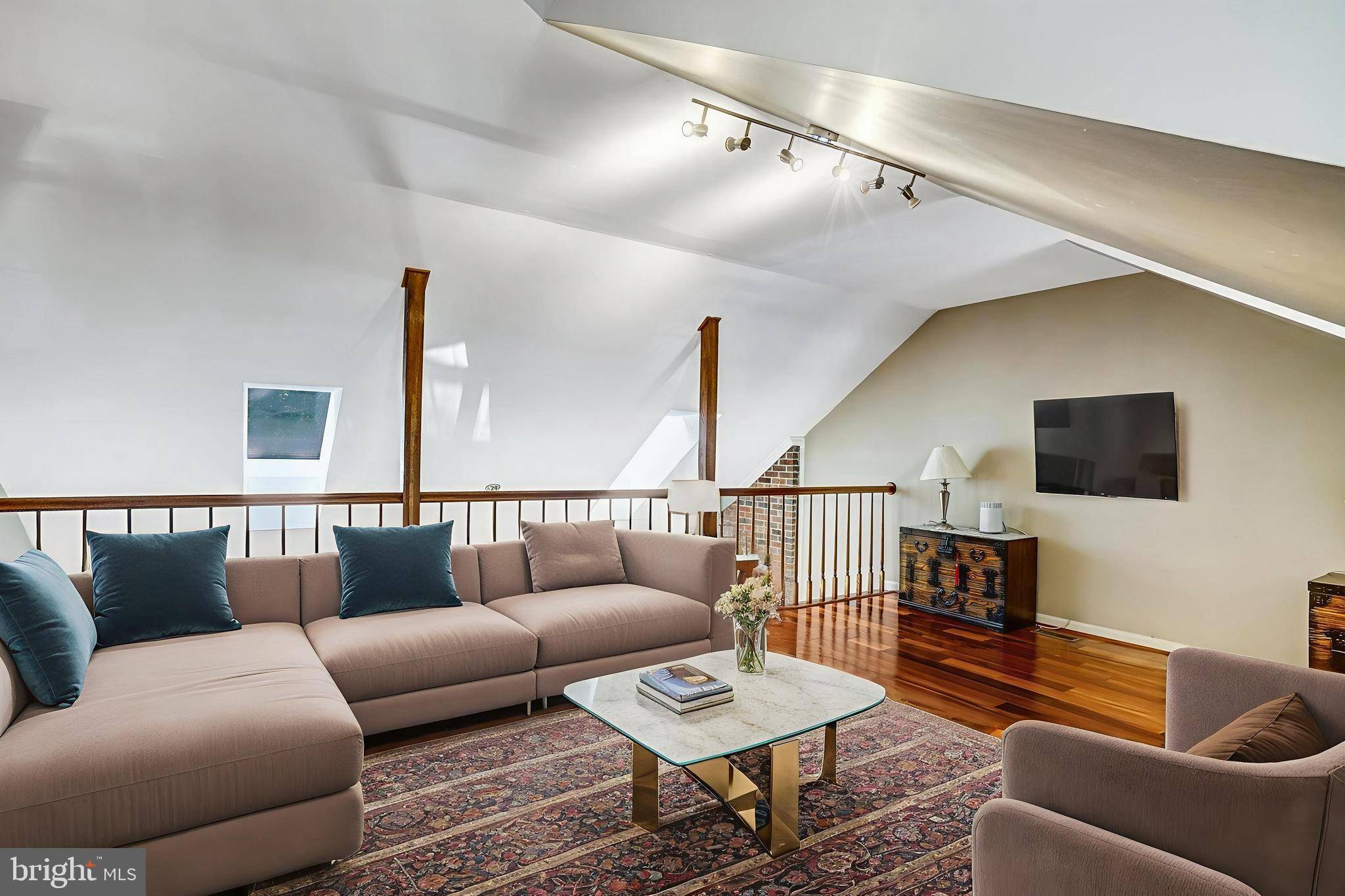 Springfield, VA 22153,7832 VALLEYFIELD DR