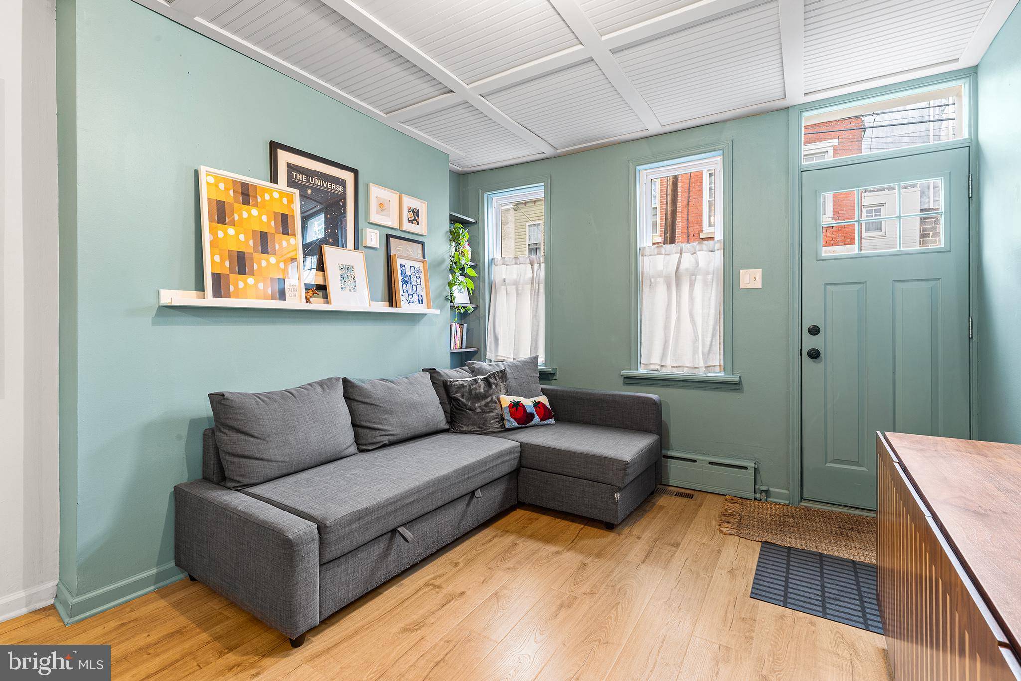Philadelphia, PA 19125,408 E FLORA ST