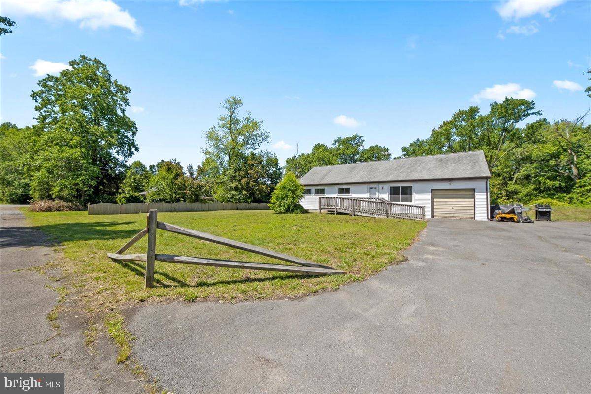 Pemberton, NJ 08068,3 HIGH RIDGE RD