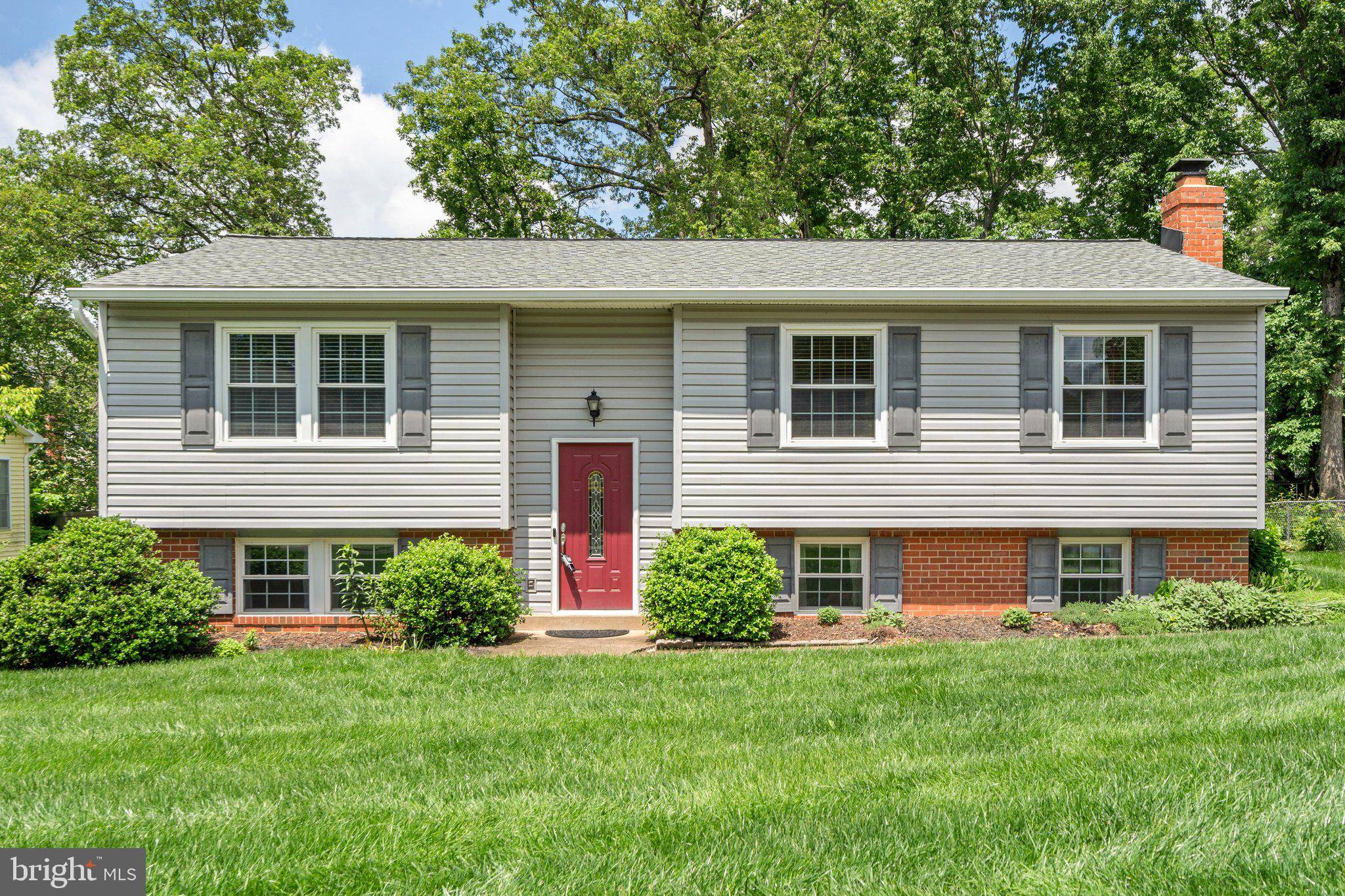 Manassas, VA 20110,9366 FERNWOOD CT
