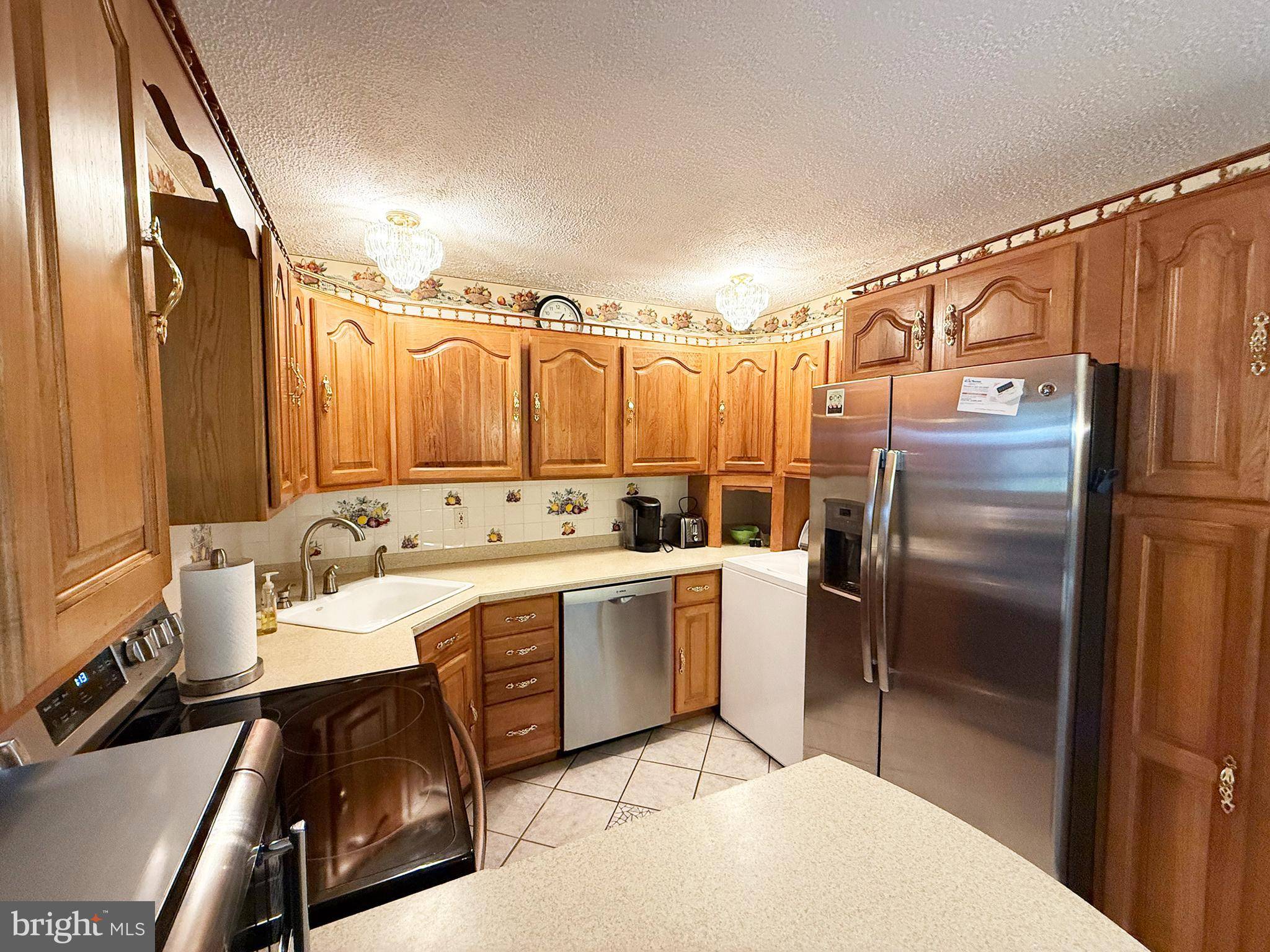 Levittown, PA 19056,6 HARROW RD