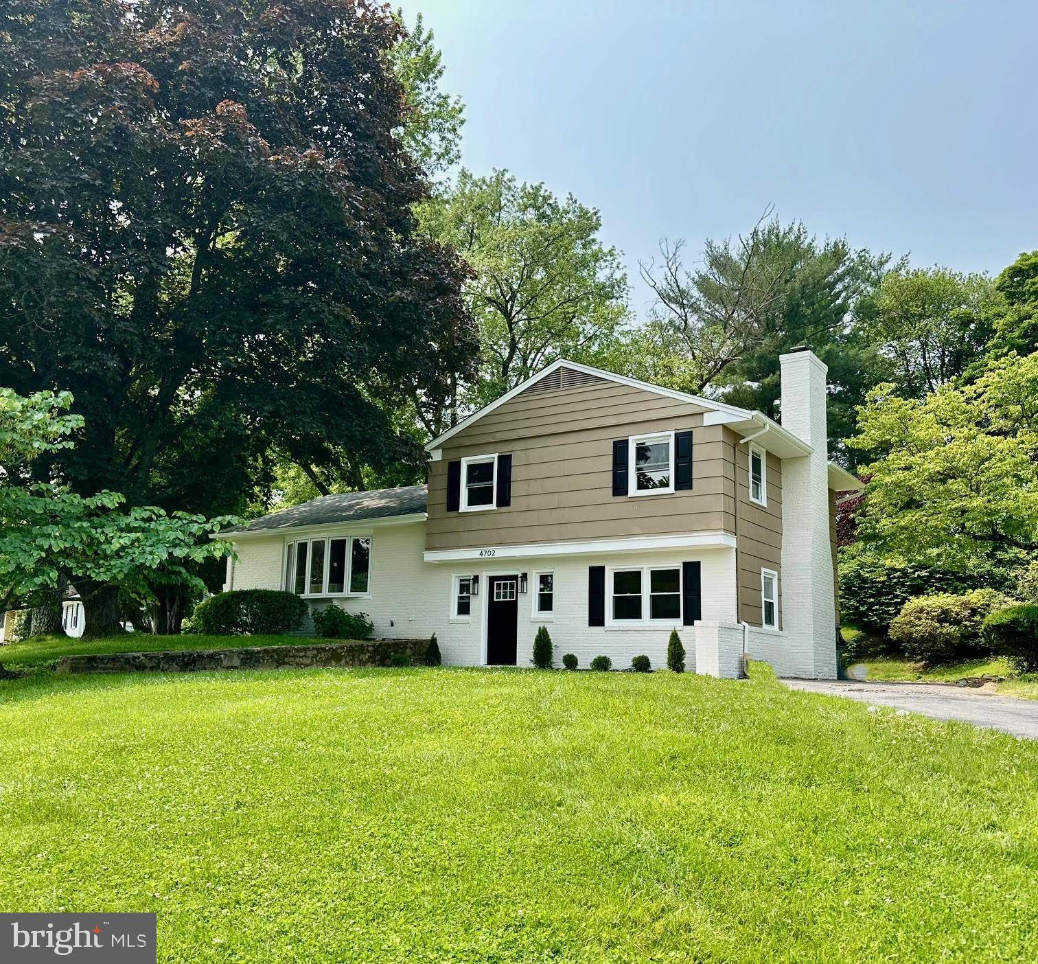 Ellicott City, MD 21043,4702 PARKVALE RD