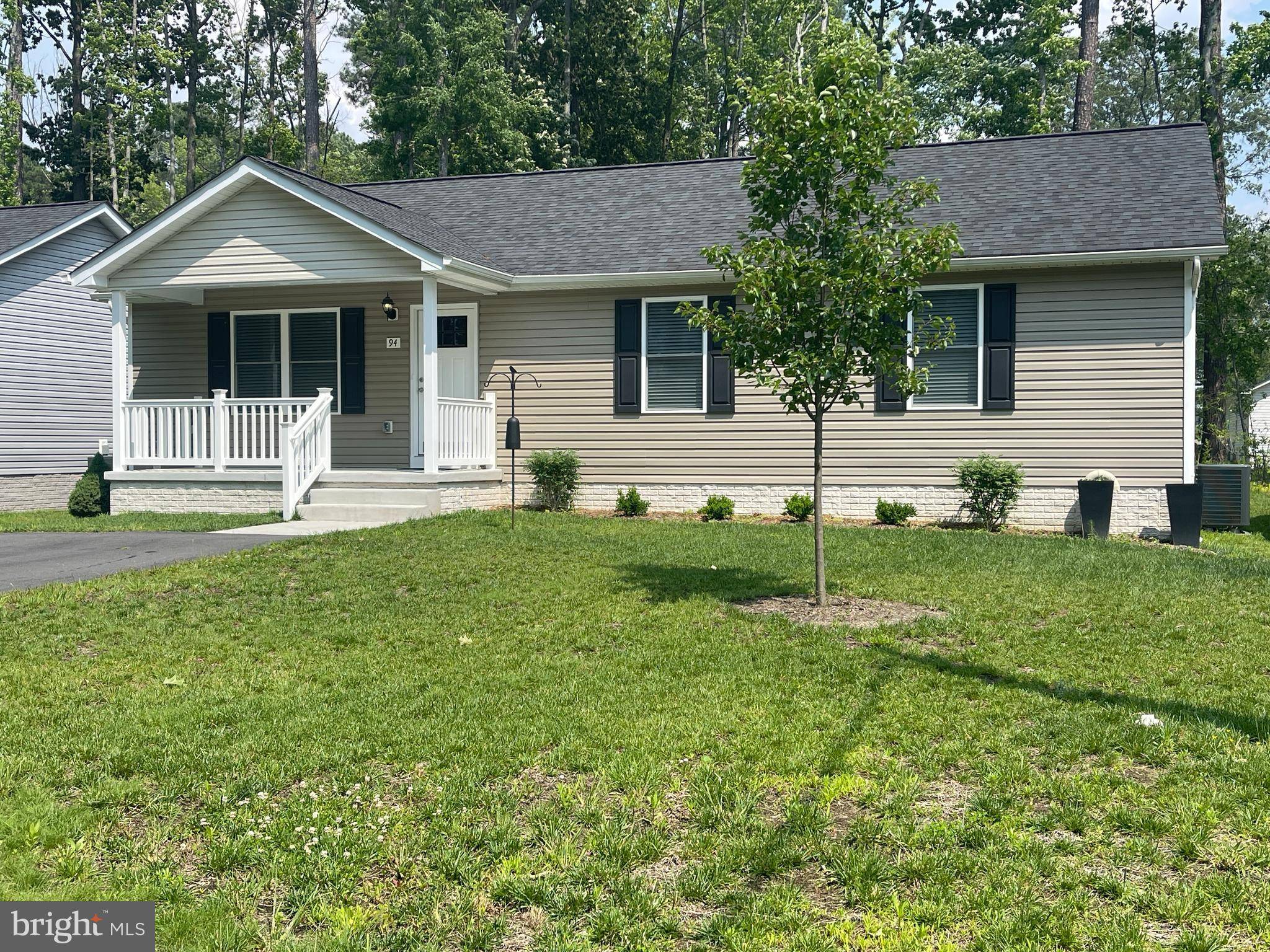 Colonial Beach, VA 22443,94 OAK LN