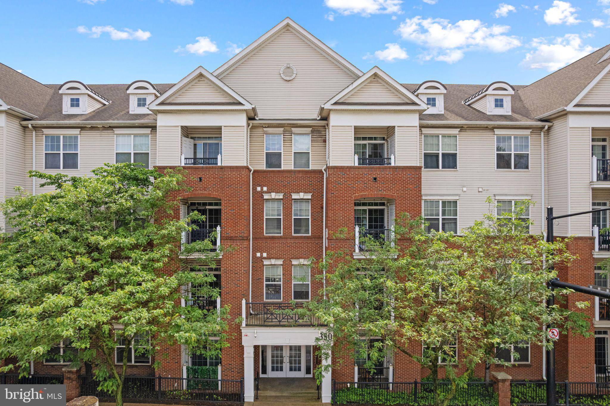 Conshohocken, PA 19428,350 W ELM ST #3102