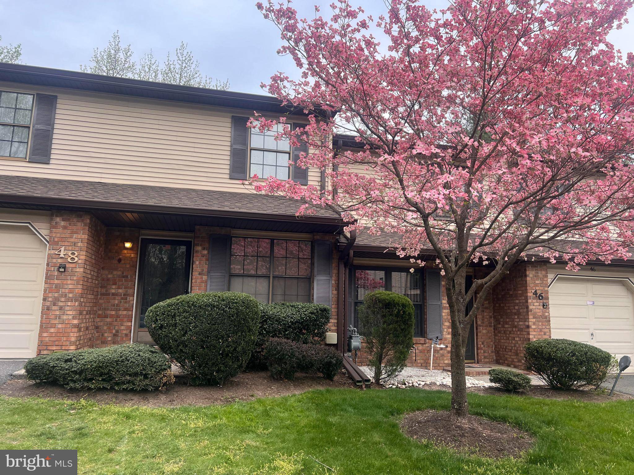 Edison, NJ 08820,48 WOODFERN ST
