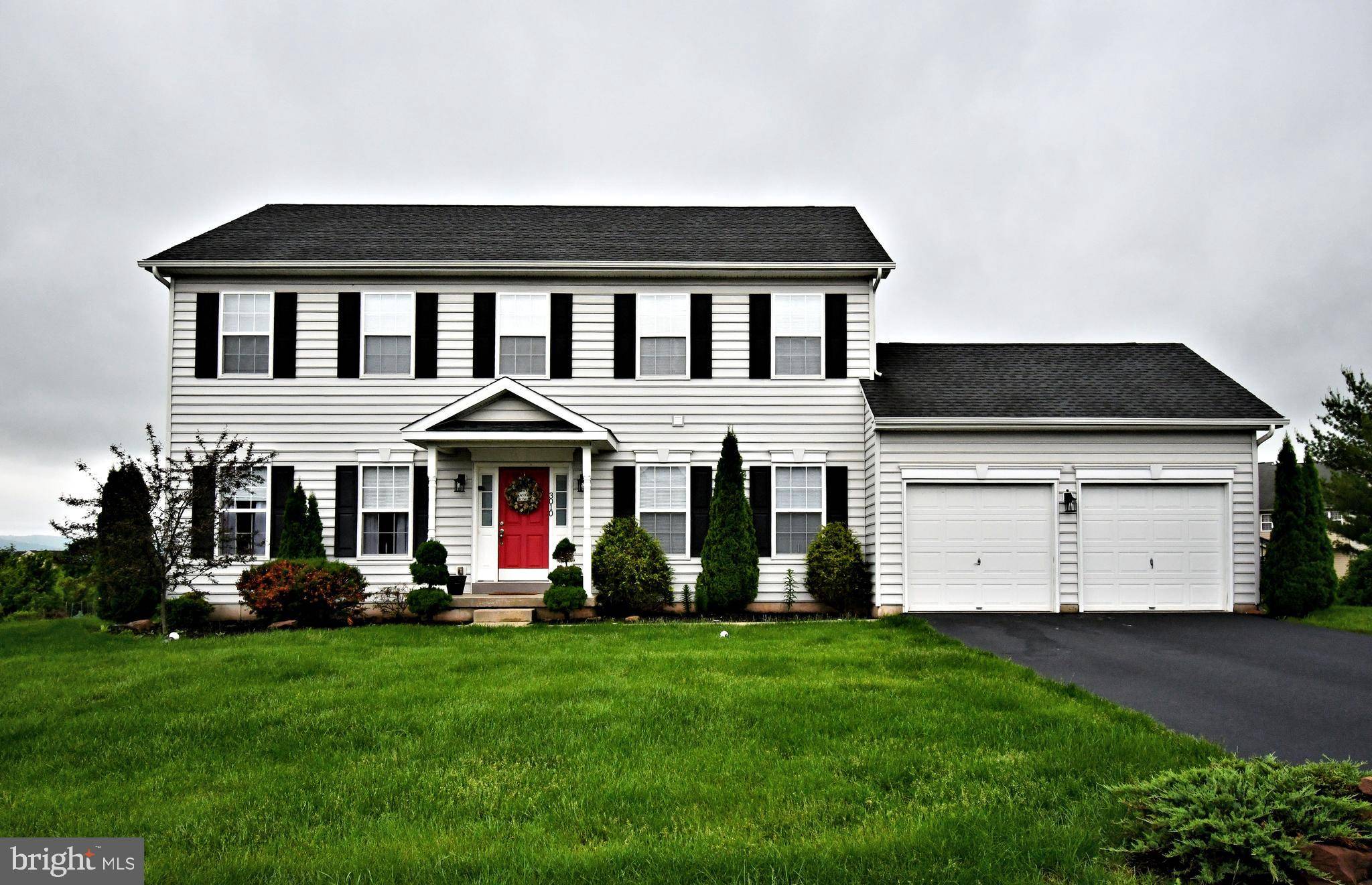 Douglassville, PA 19518,3010 SUMMER MEADOW DR