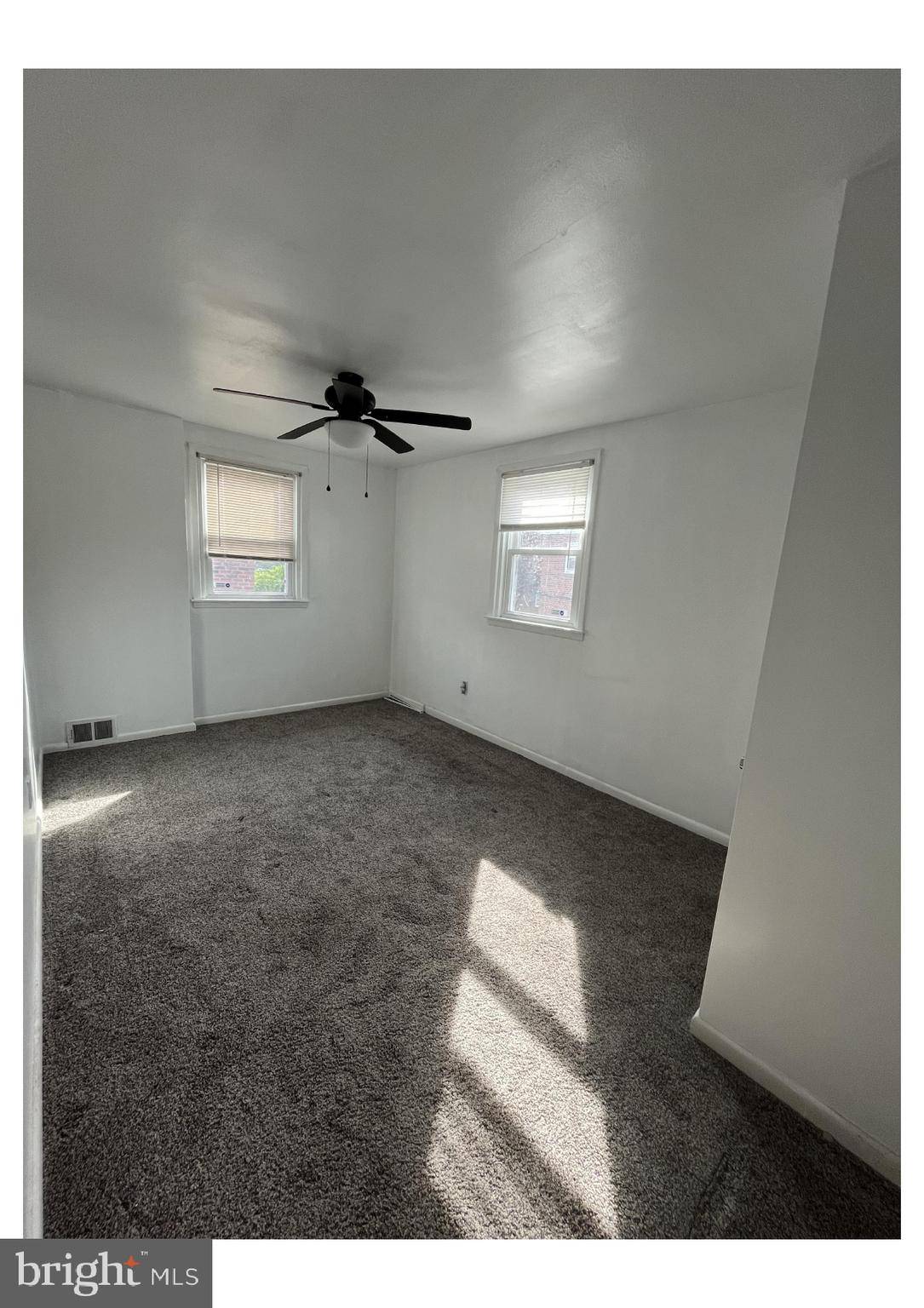 Philadelphia, PA 19111,7938 FERNDALE ST