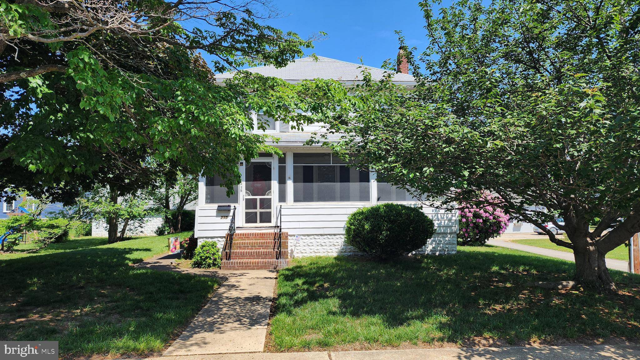 Dover, DE 19904,215 COLUMBIA AVE
