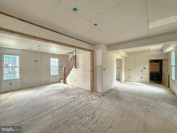Mechanicsburg, PA 17055,127 E SIMPSON ST