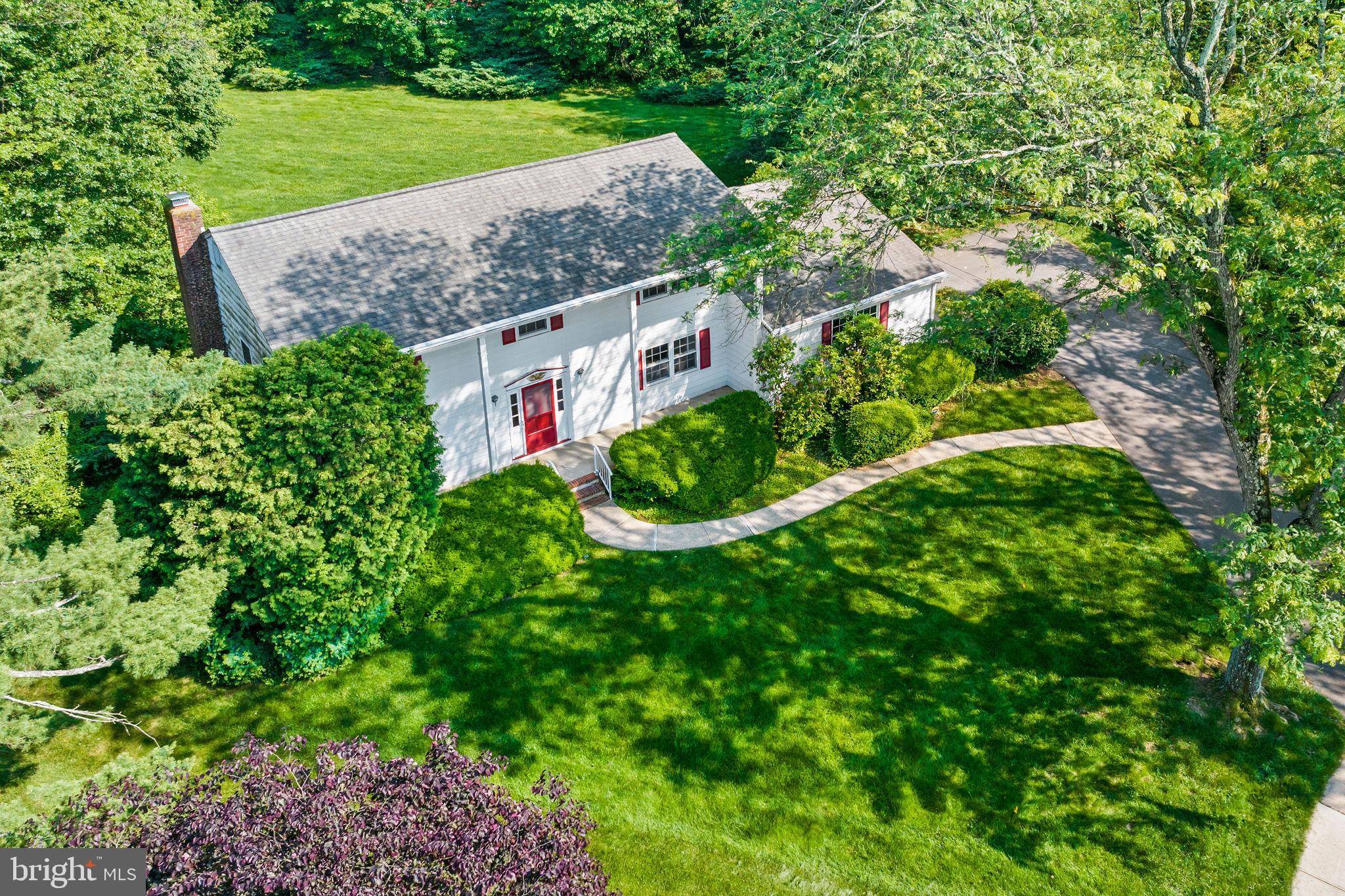 Princeton Junction, NJ 08550,12 SPRINGWOOD DR