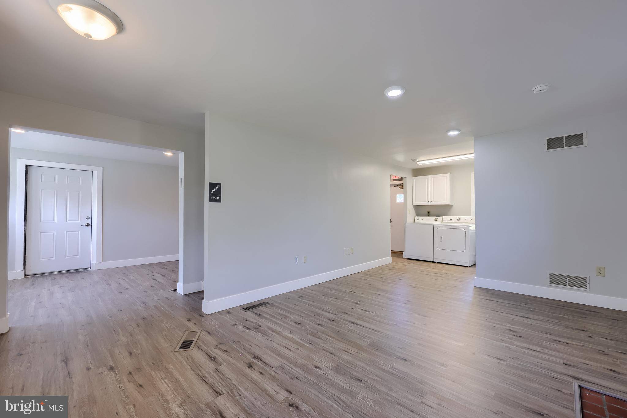 Lancaster, PA 17603,1055-1057 COLUMBIA AVE