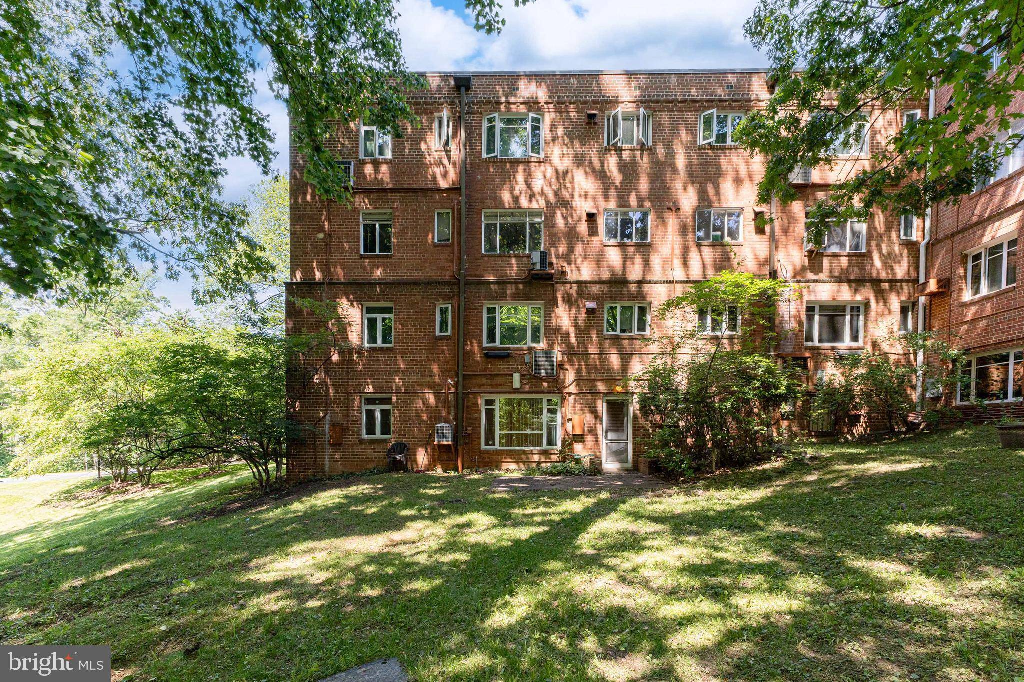 Bethesda, MD 20814,10401 MONTROSE AVE #10401