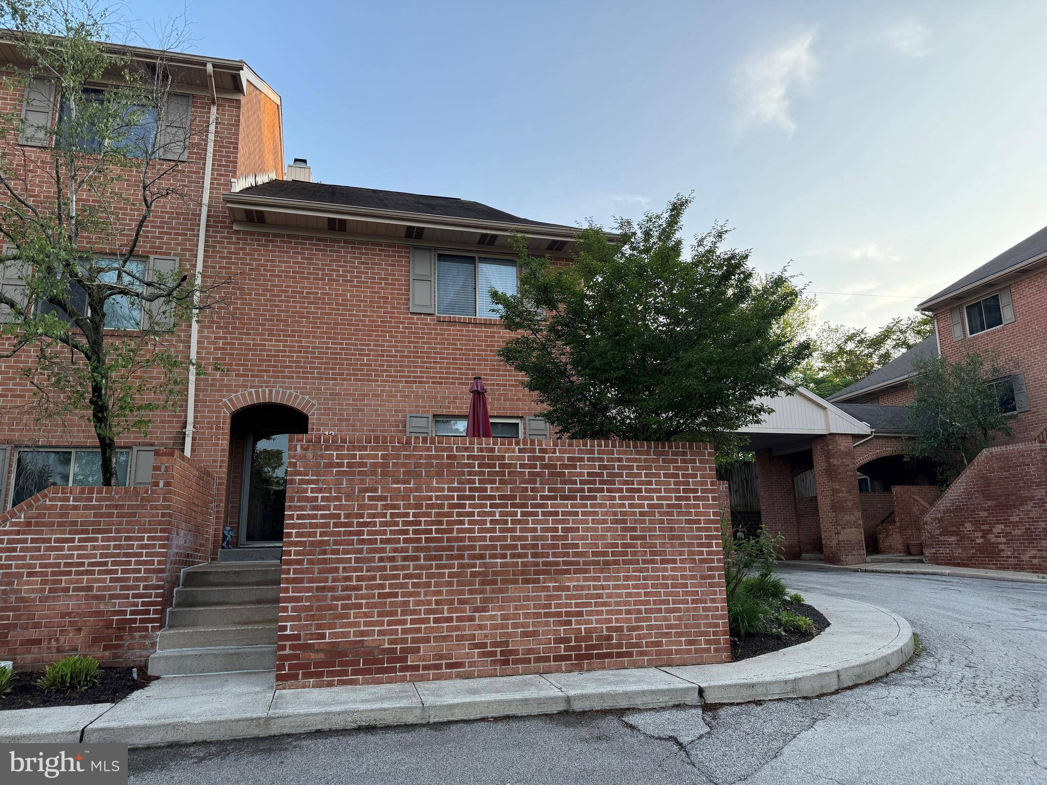 Ardmore, PA 19003,50 WOODSIDE RD #12