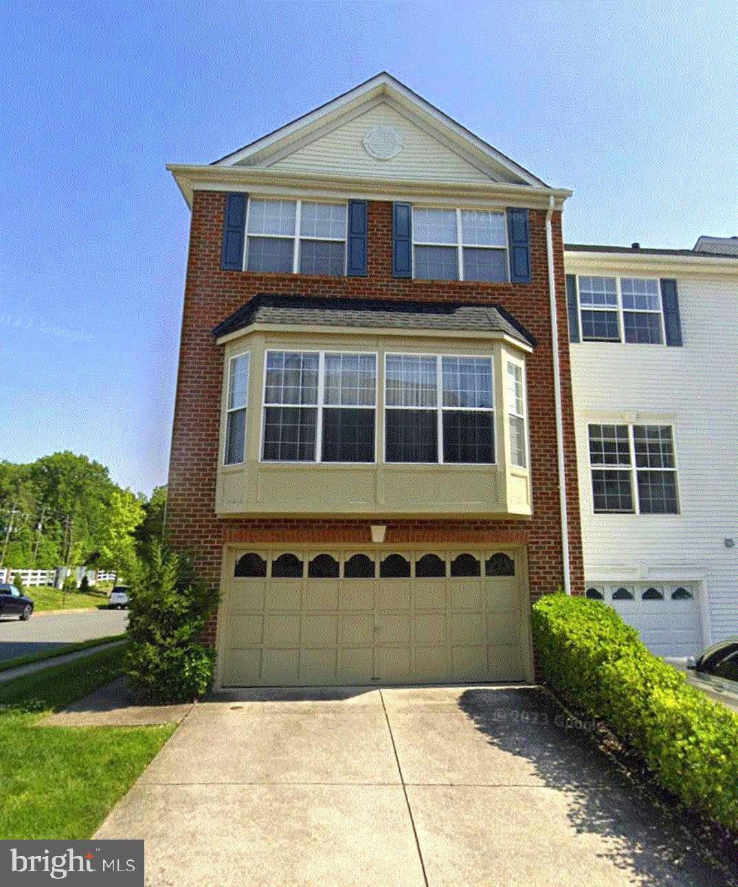 Springfield, VA 22152,6351 REGAL OAK DR