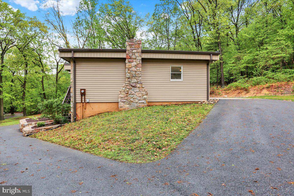 Reading, PA 19606,250 SKYLINE DR
