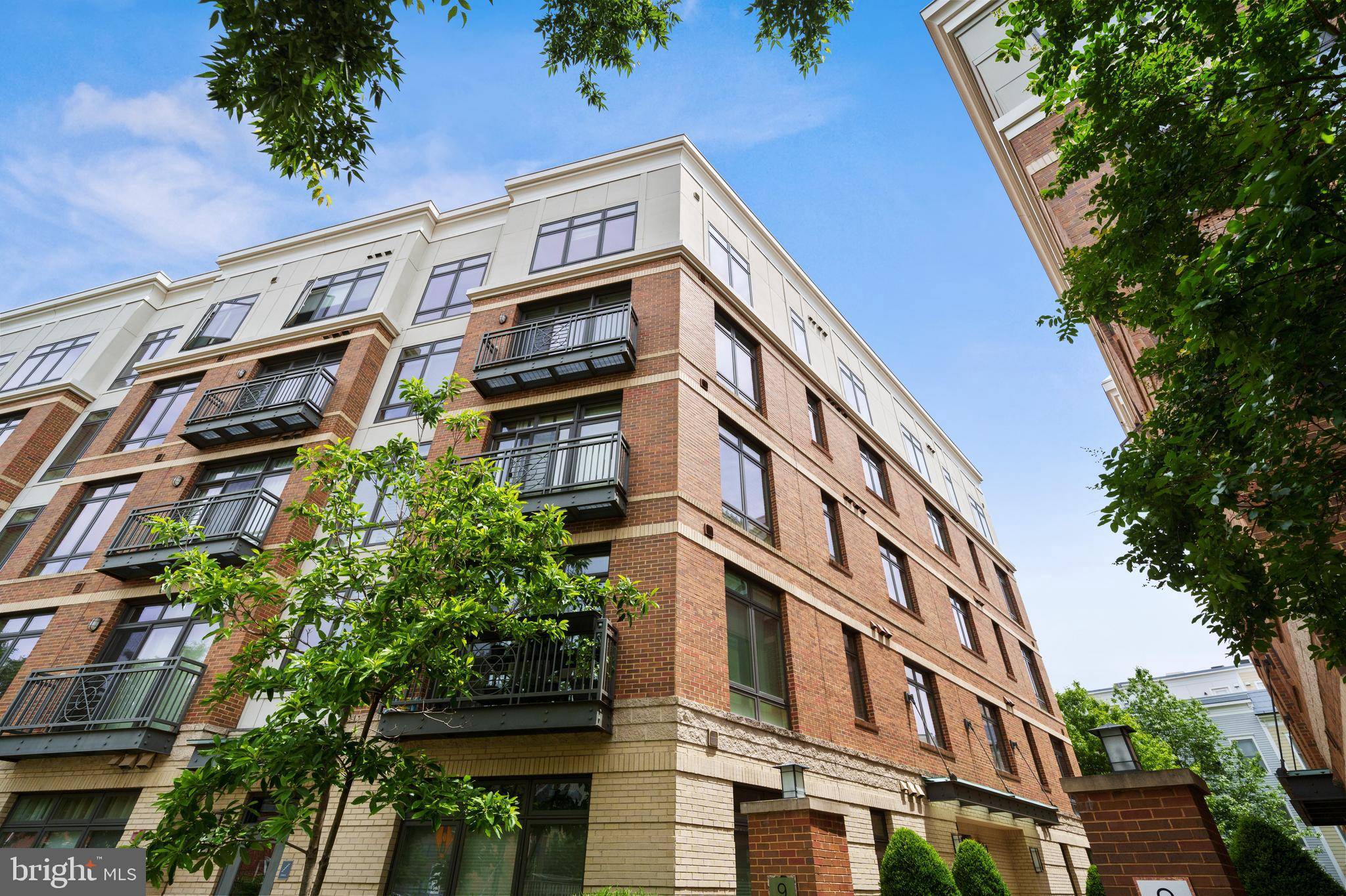 Alexandria, VA 22314,915 N PATRICK ST #507